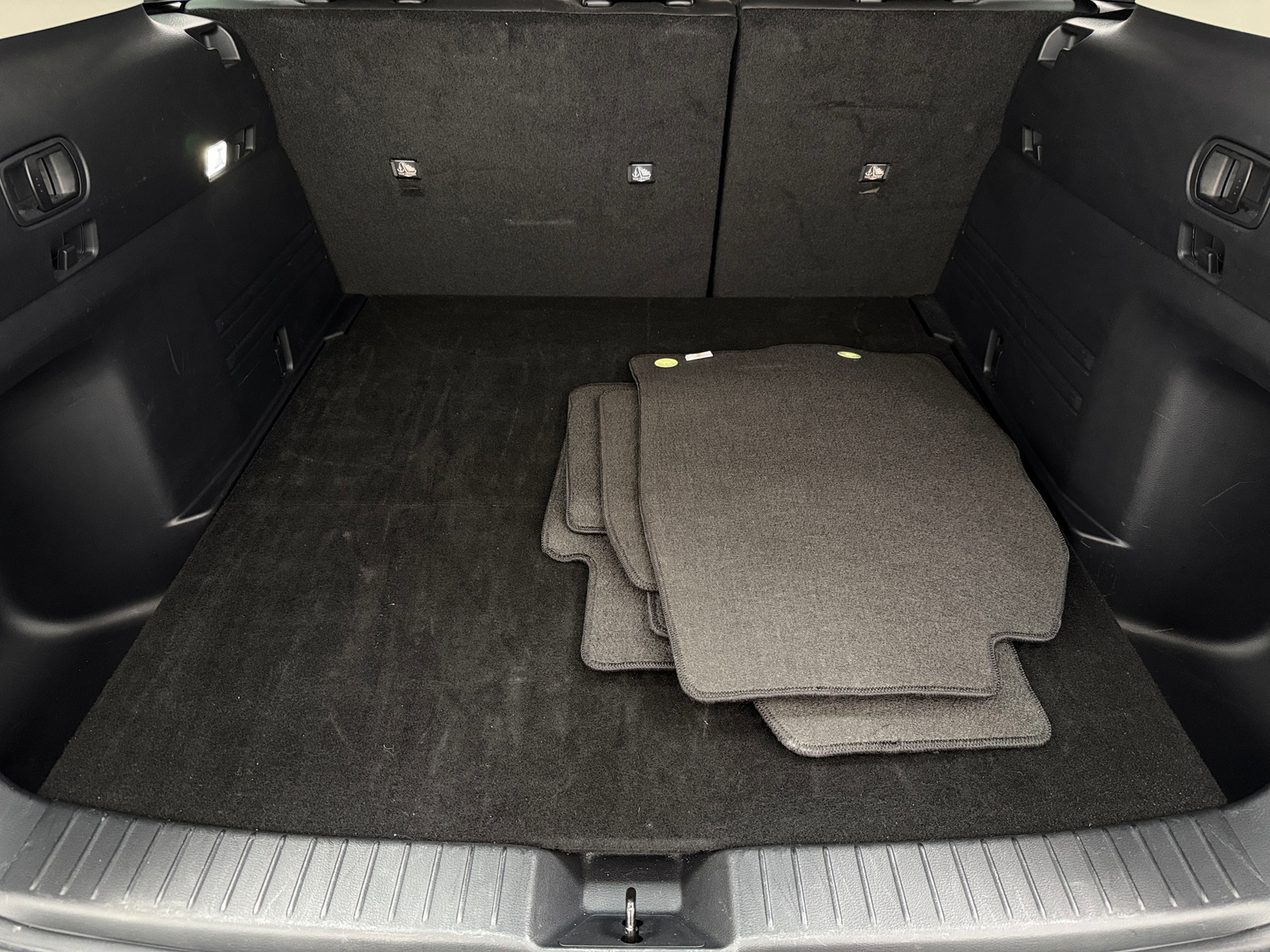 Thumbnail: 2025 Mazda CX-50 - 6