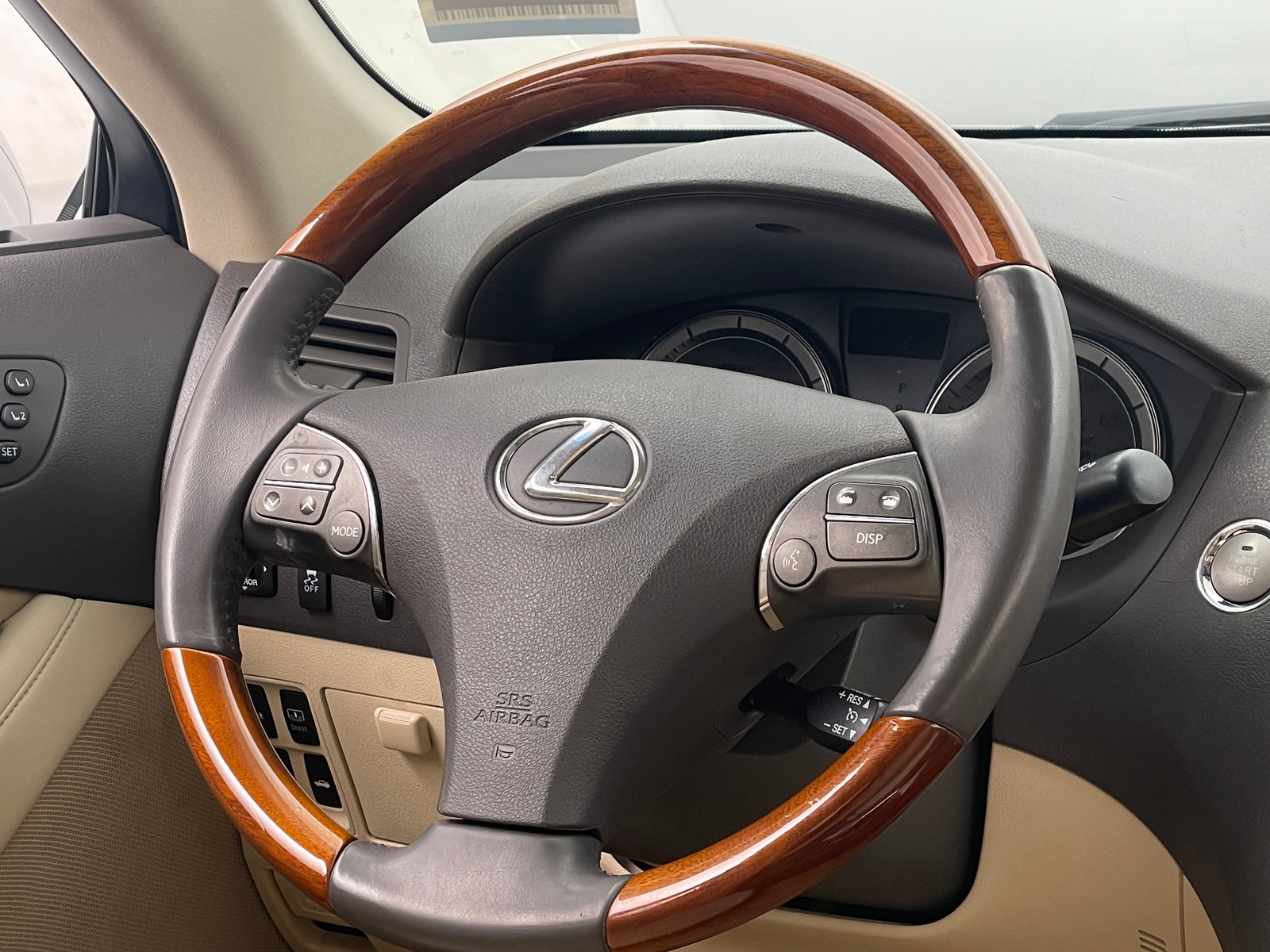 Thumbnail: 2012 Lexus ES - 3