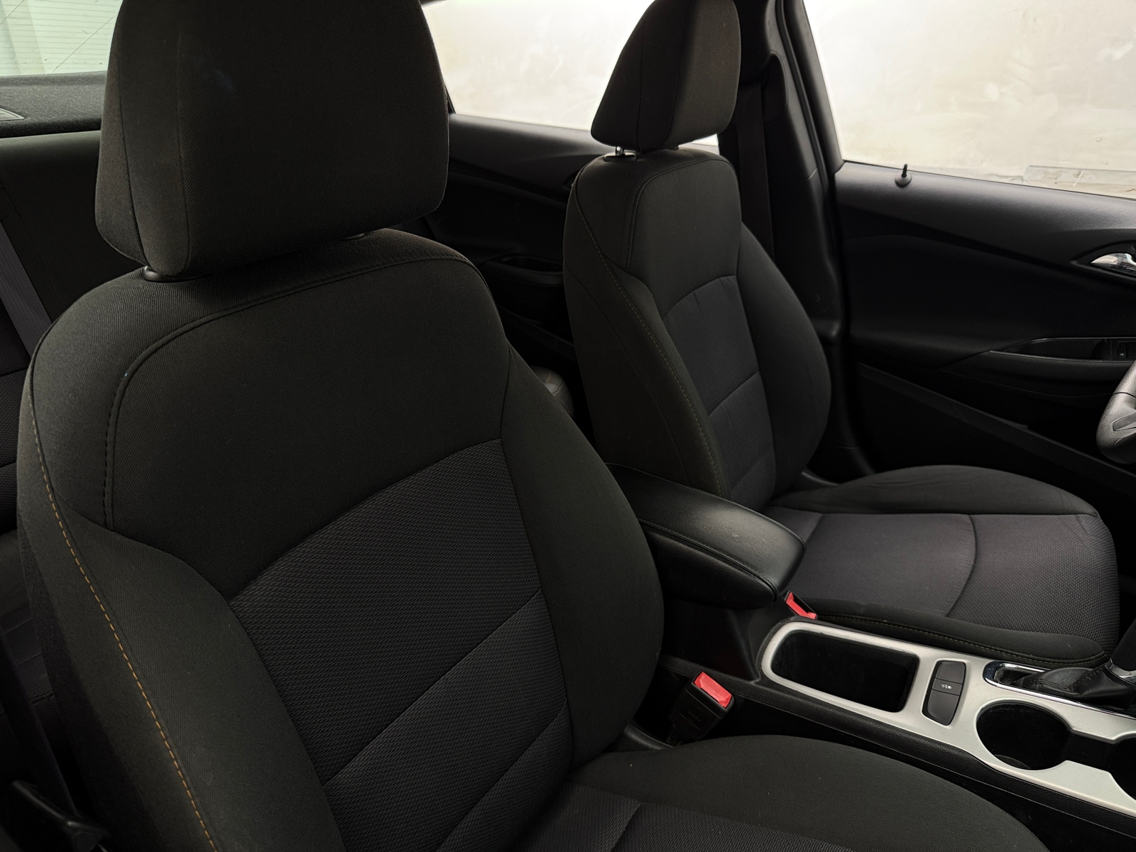 Thumbnail: 2017 Chevrolet Cruze - 2