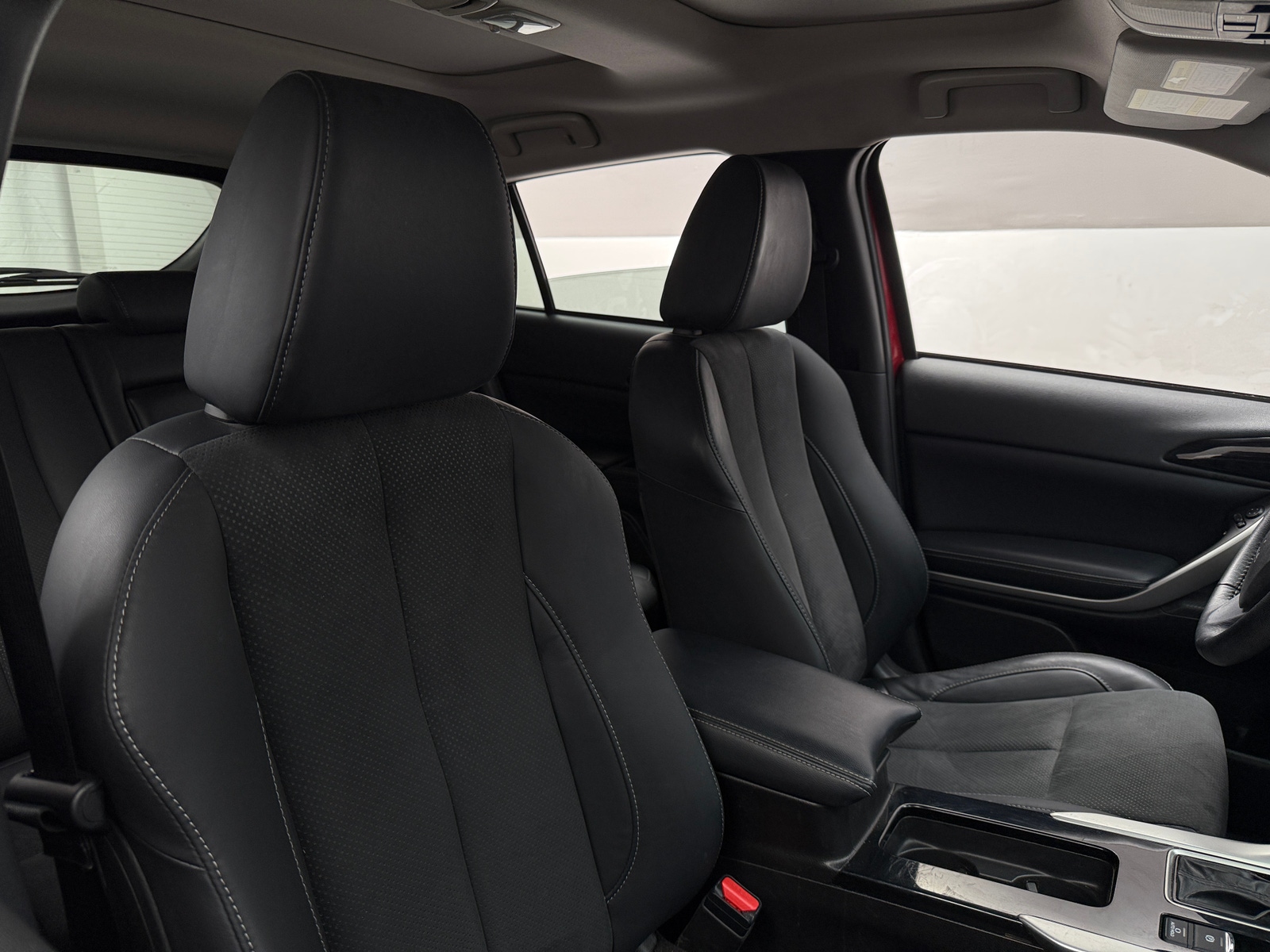 Thumbnail: 2022 Mitsubishi Eclipse Cross - 2