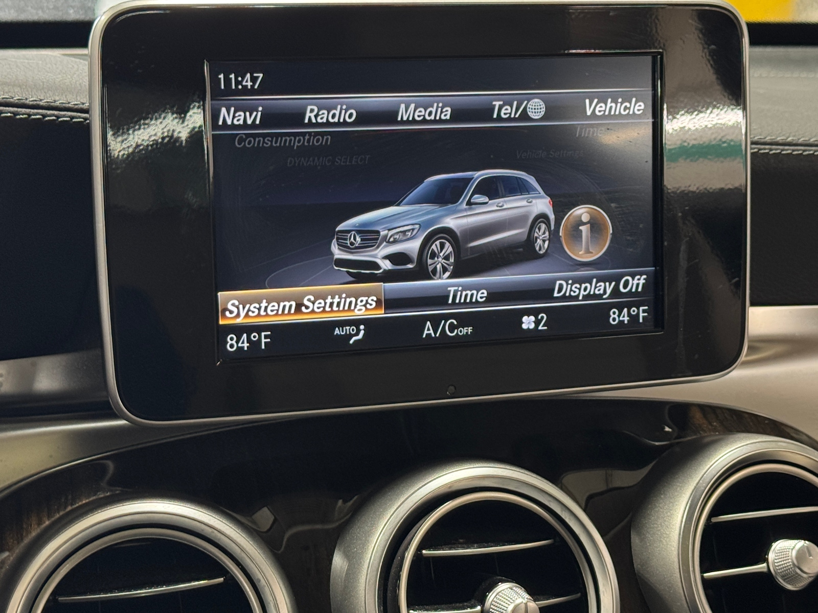 Thumbnail: 2018 Mercedes-Benz GLC - 3