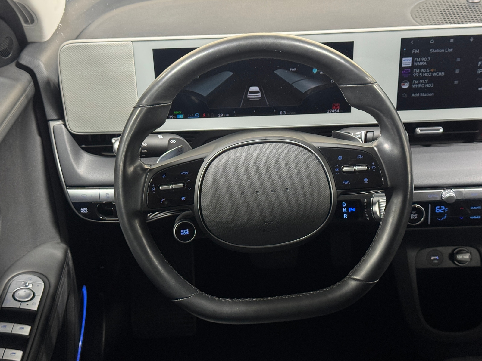 Thumbnail: 2023 Hyundai Ioniq 5 - 4