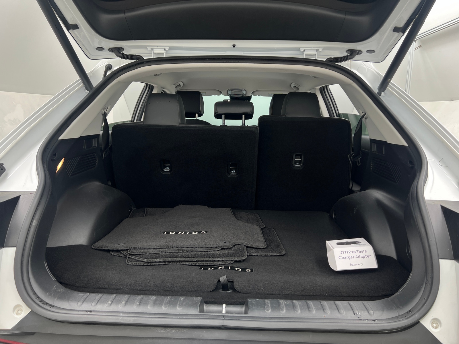 Thumbnail: 2023 Hyundai Ioniq 5 - 6