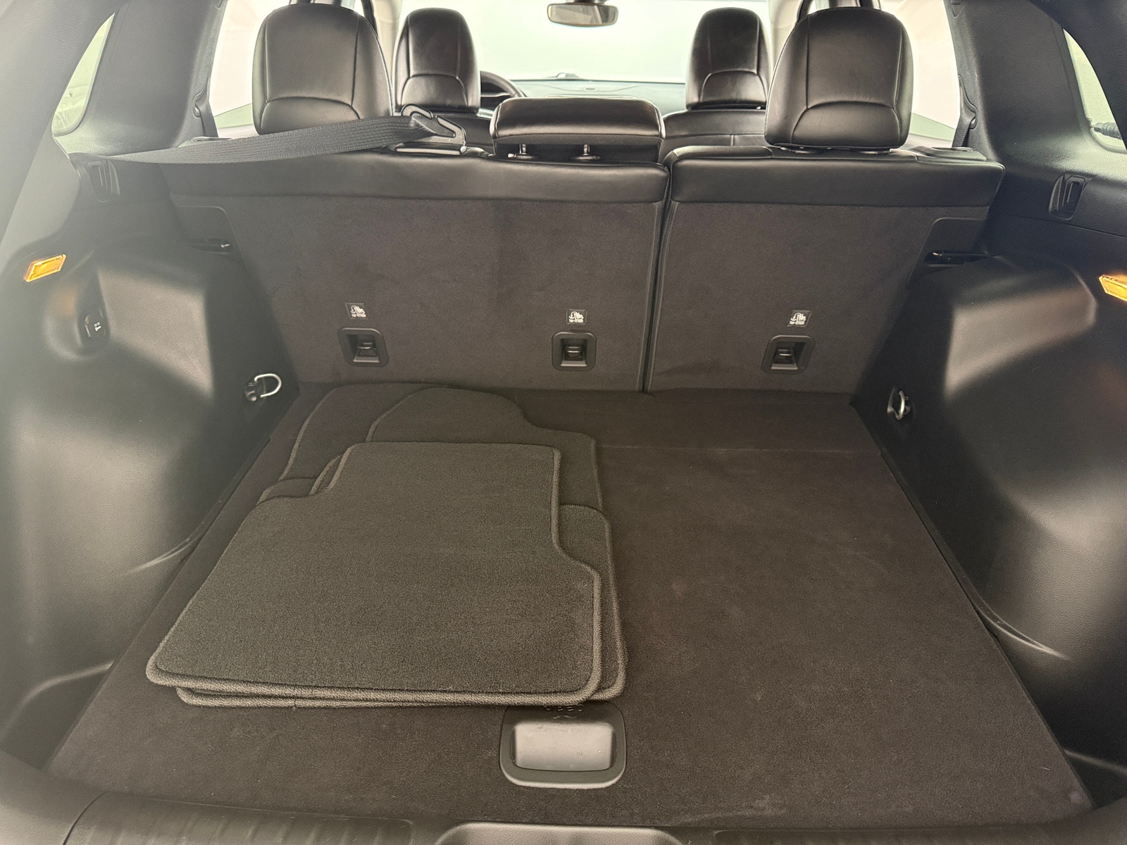 Thumbnail: 2021 Jeep Cherokee - 6