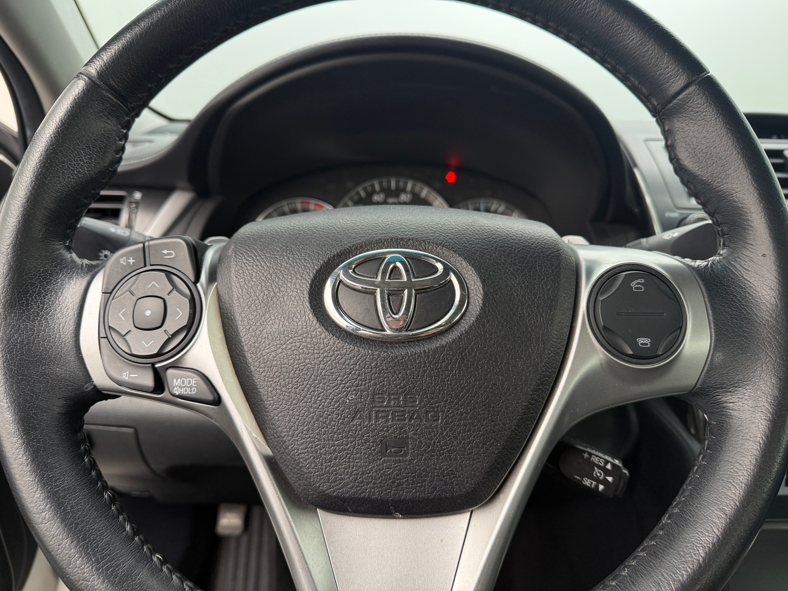 Thumbnail: 2014 Toyota Camry - 4