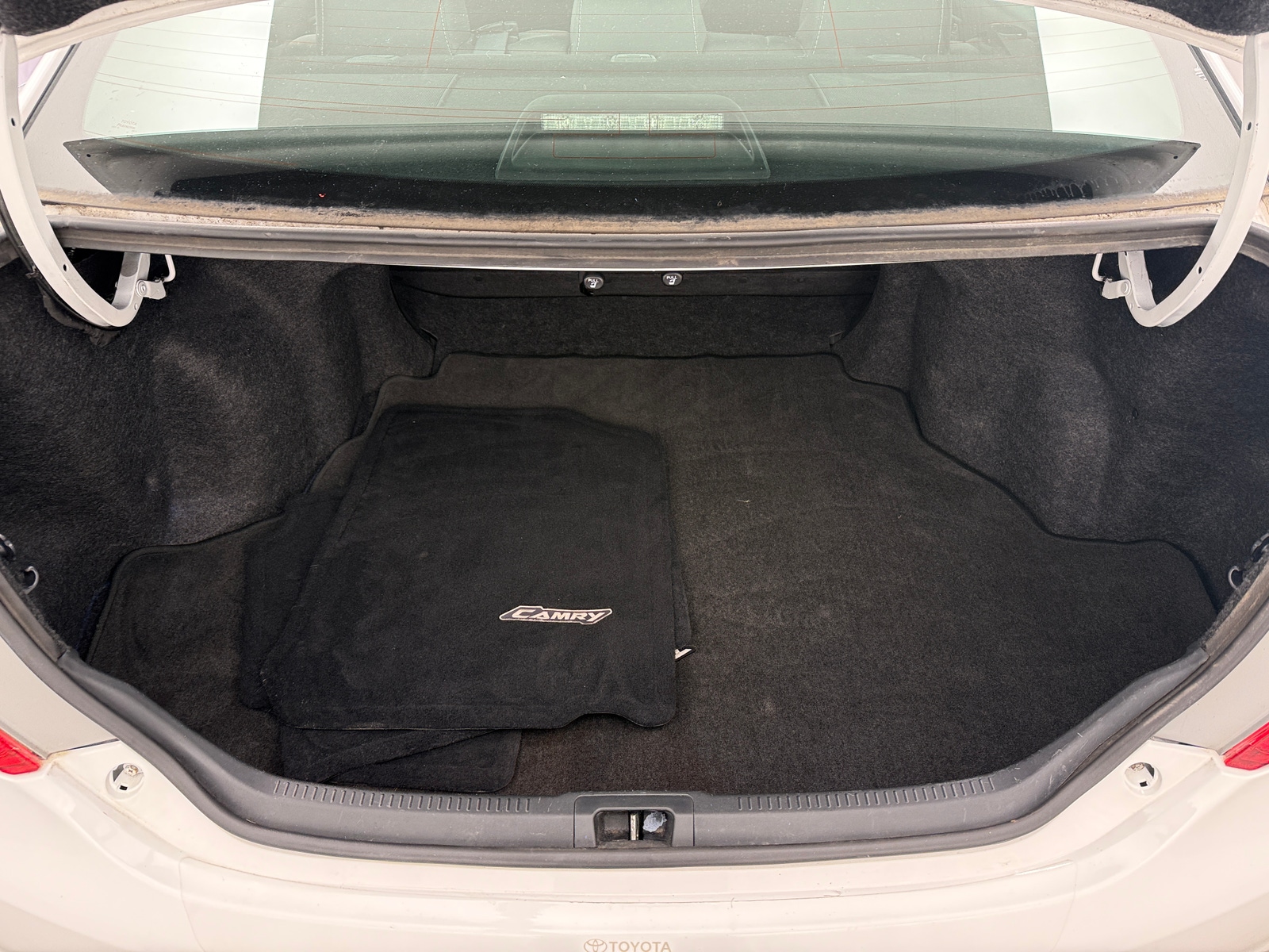 Thumbnail: 2014 Toyota Camry - 6