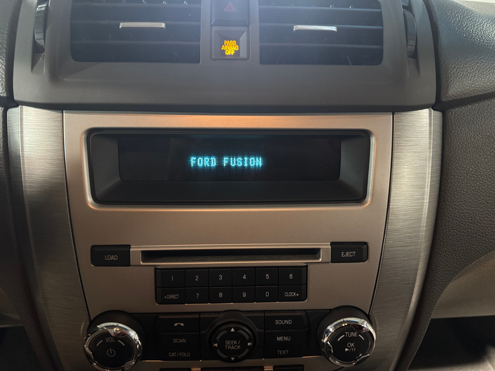 Thumbnail: 2011 Ford Fusion - 4