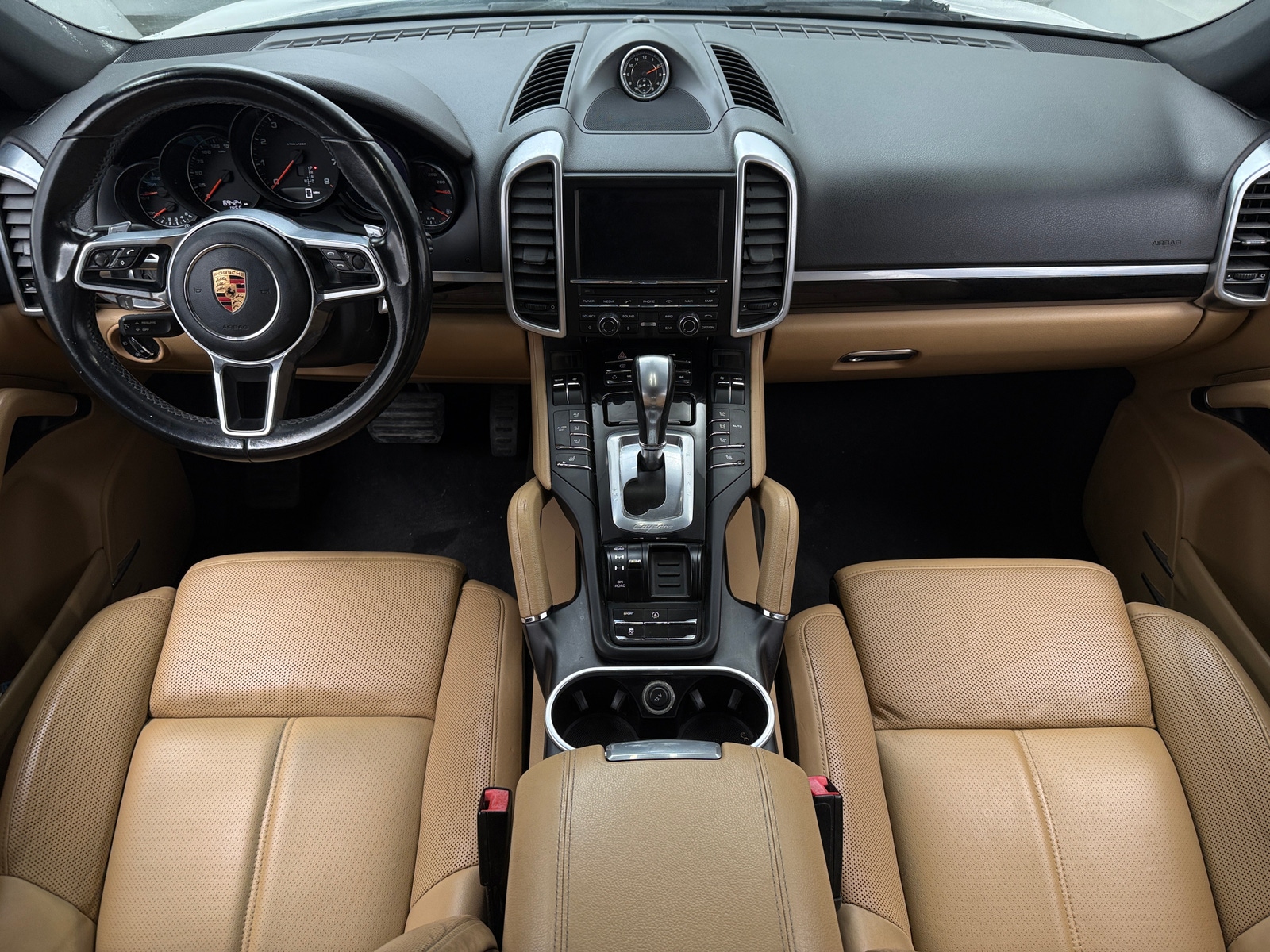 Thumbnail: 2016 Porsche Cayenne - 2