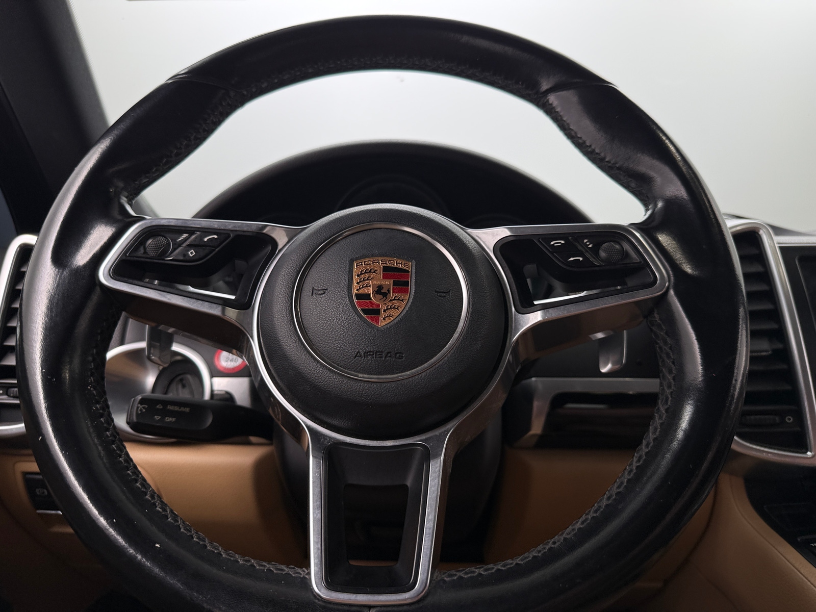 Thumbnail: 2016 Porsche Cayenne - 4