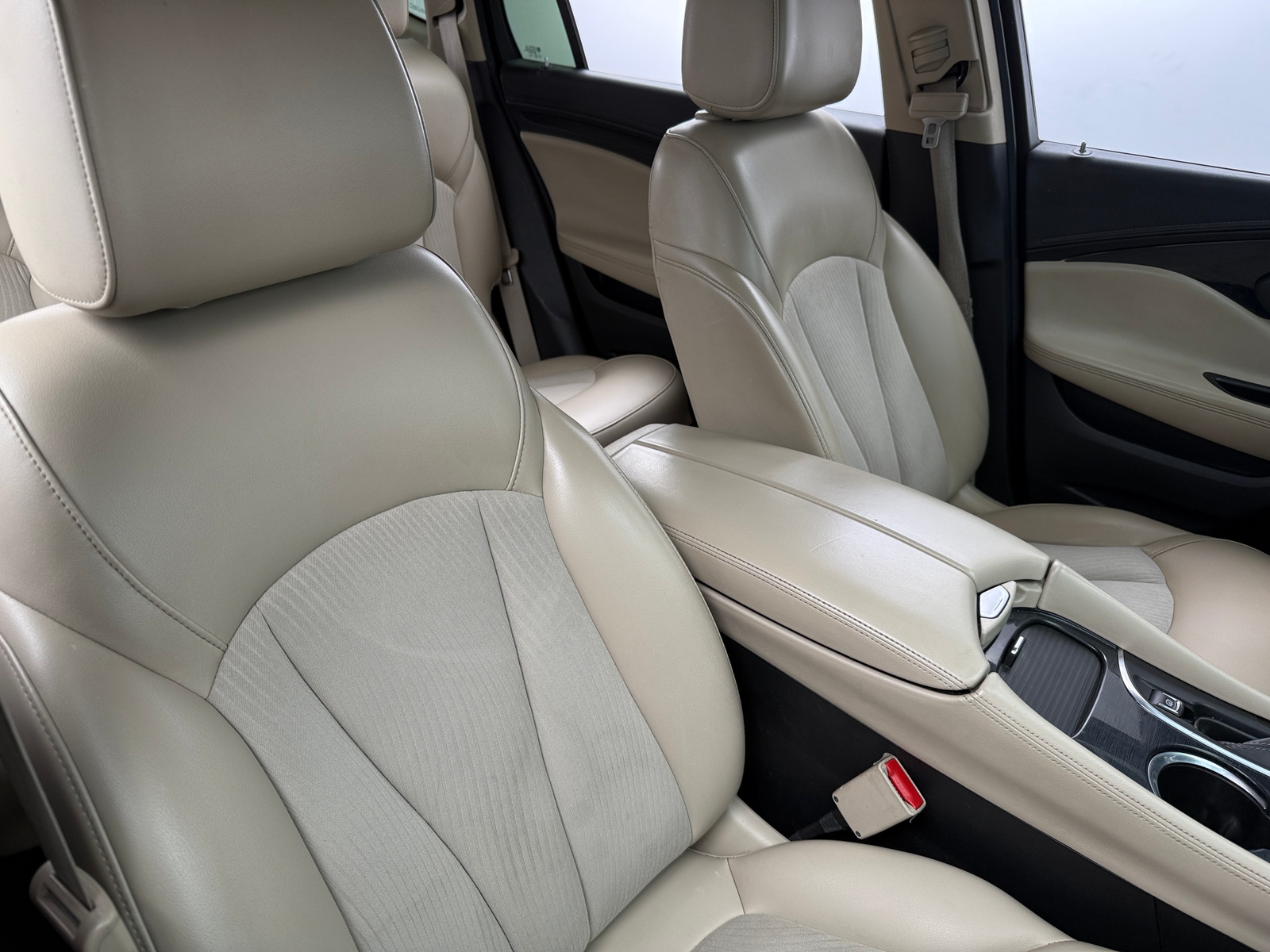 Thumbnail: 2017 Buick Envision - 2