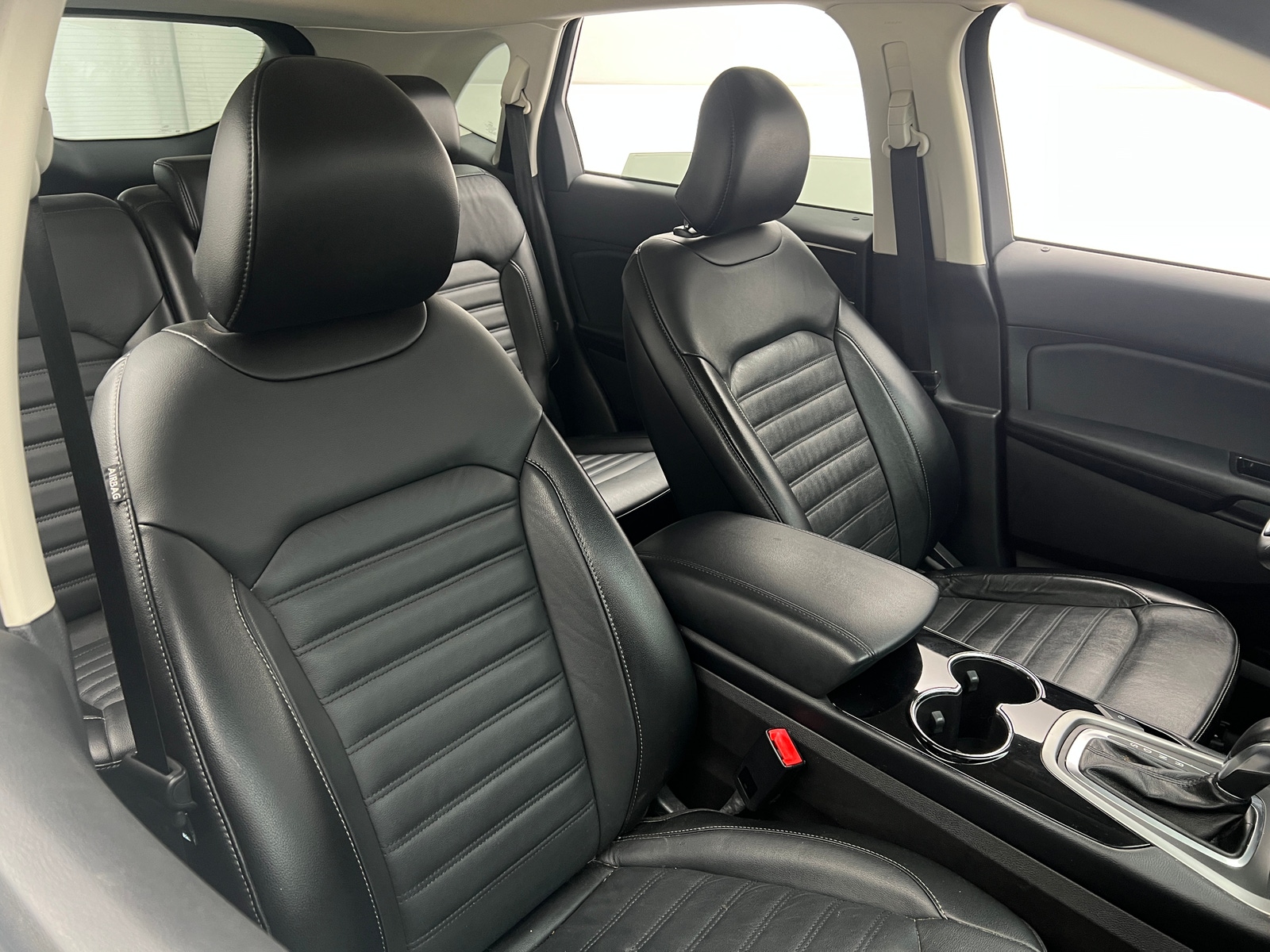 Thumbnail: 2017 Ford Edge - 2