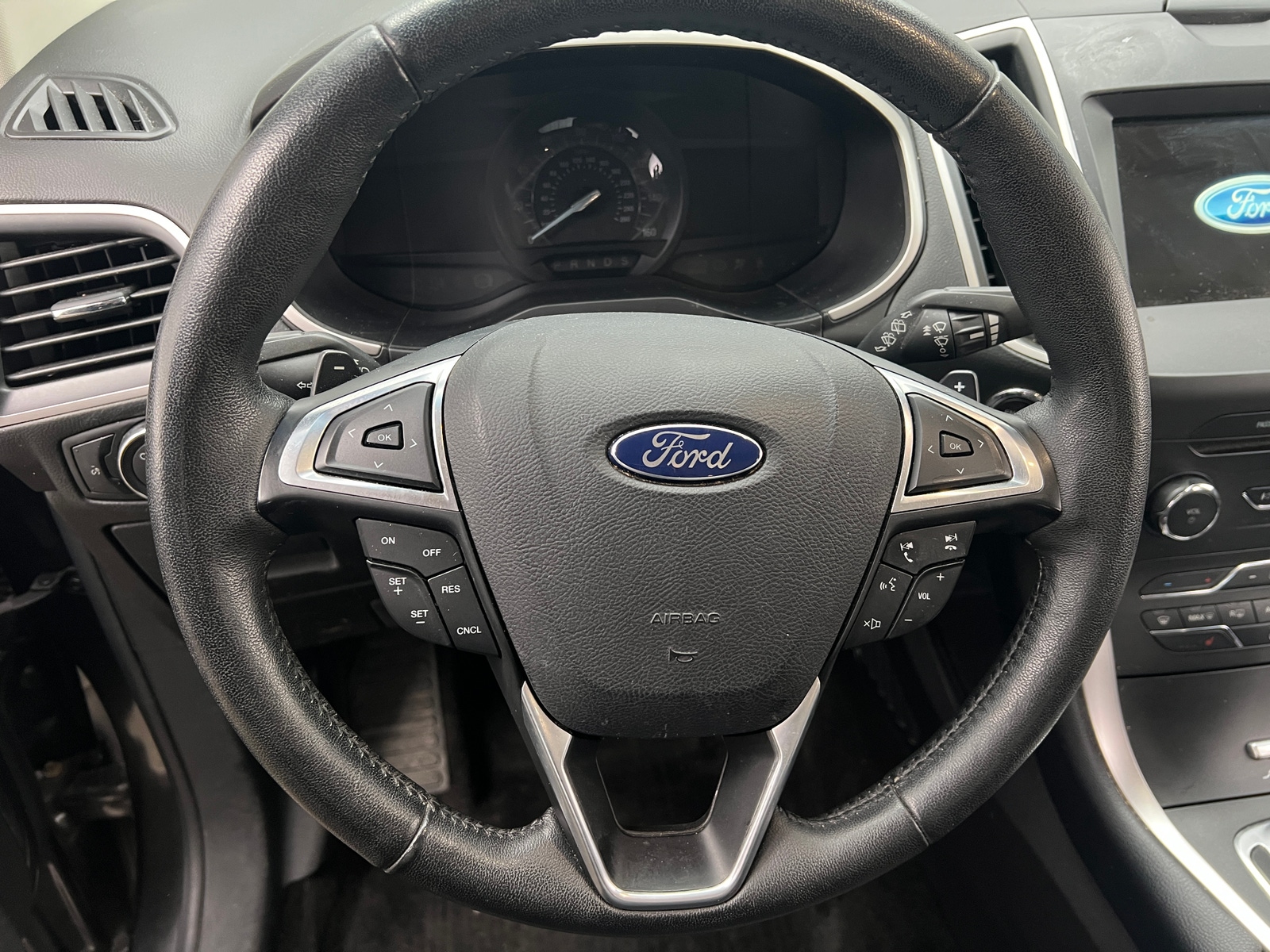 Thumbnail: 2017 Ford Edge - 5