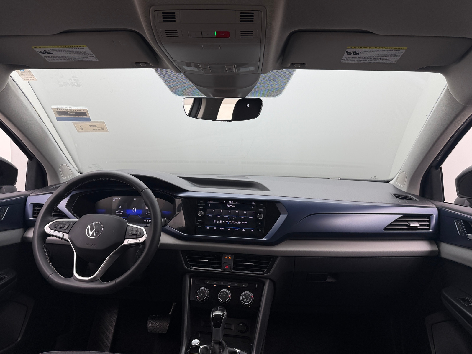 Thumbnail: 2023 Volkswagen Taos - 3