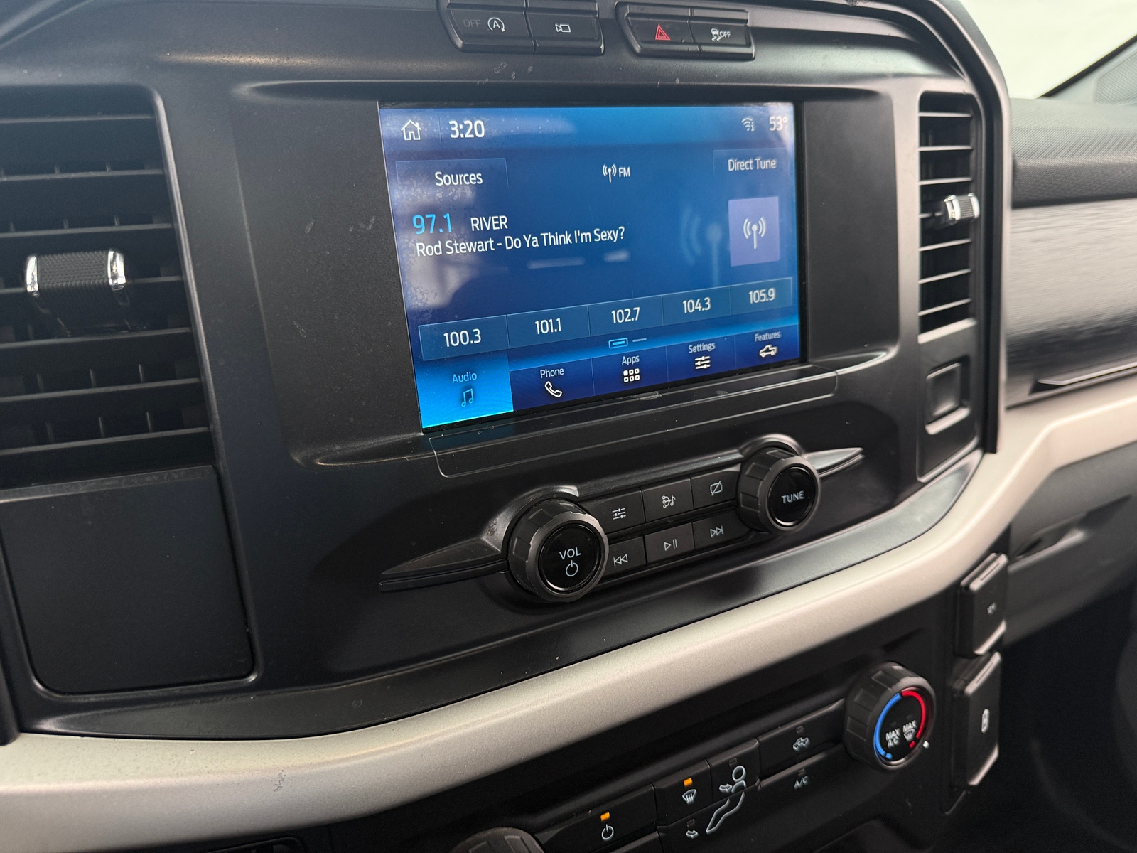 Thumbnail: 2021 Ford Econoline - 4