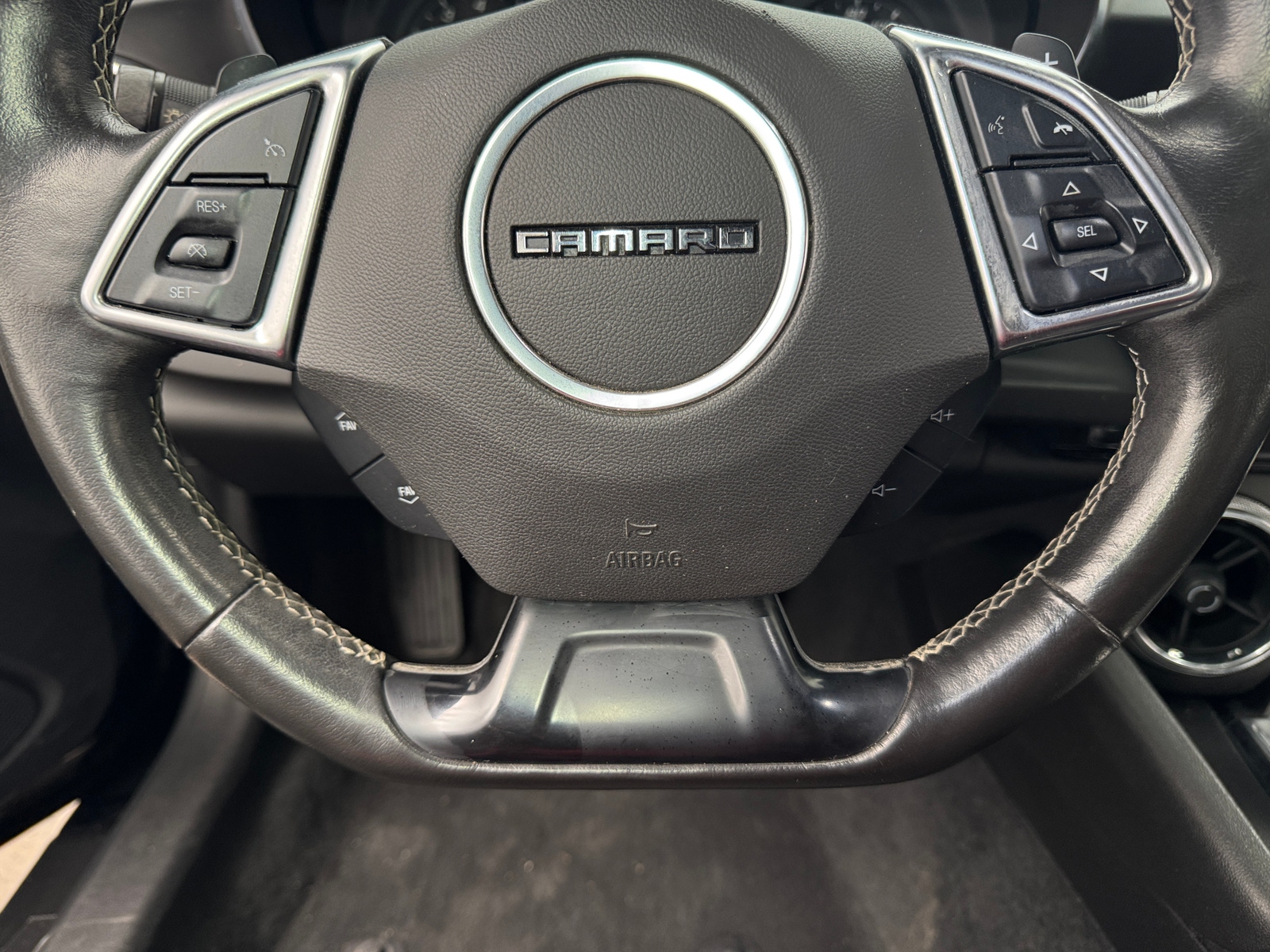 Thumbnail: 2018 Chevrolet Camaro - 4