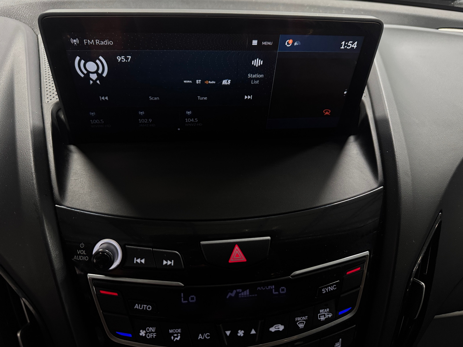 Thumbnail: 2022 Acura RDX - 3