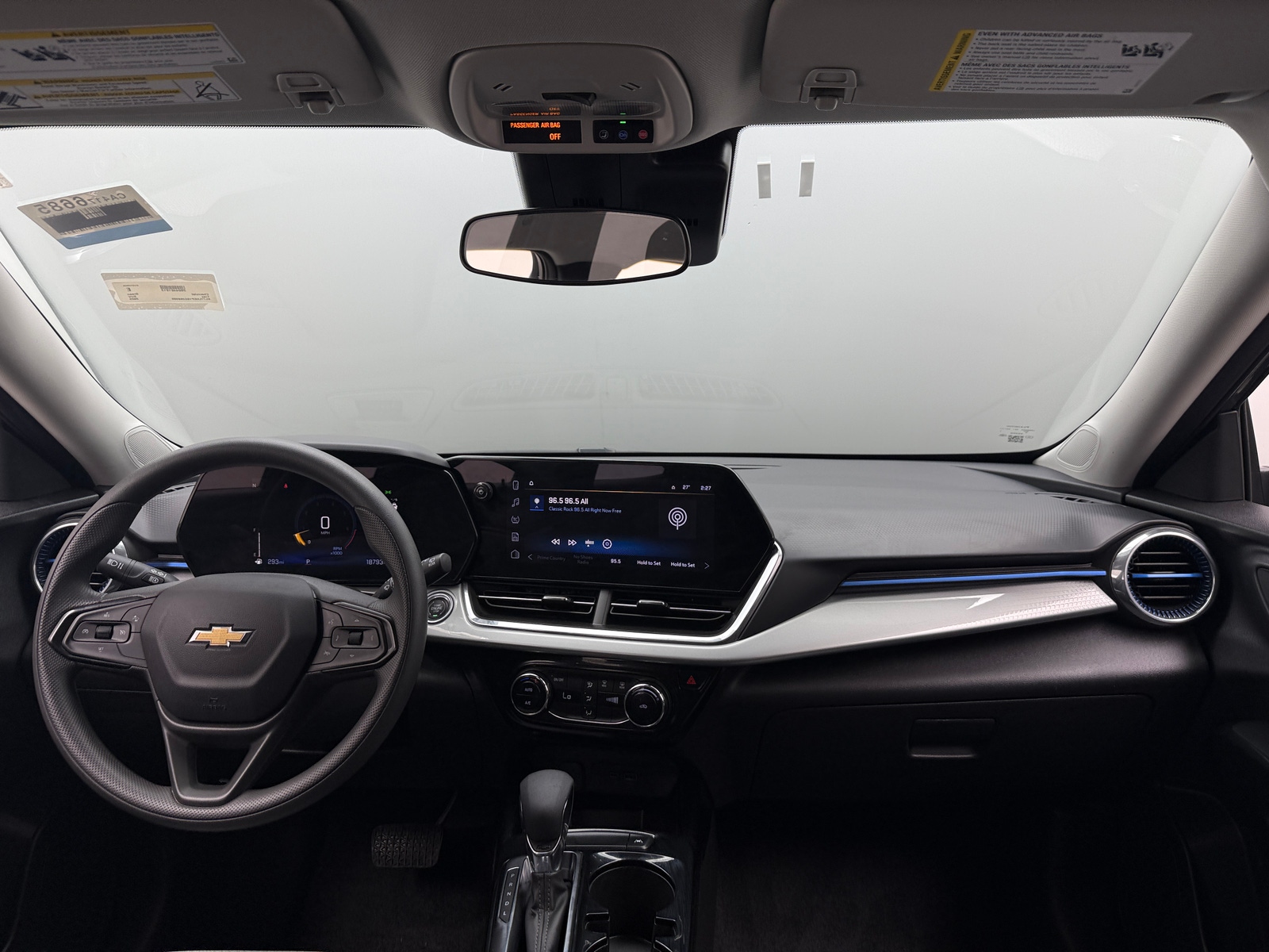 Thumbnail: 2025 Chevrolet Trax - 3