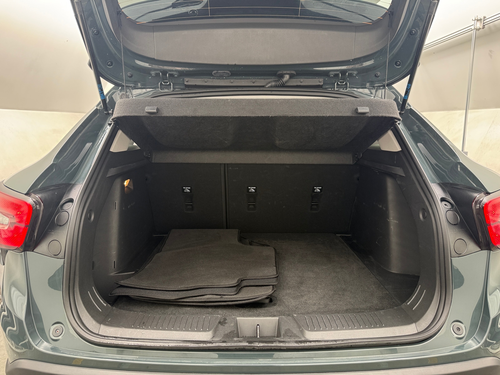 Thumbnail: 2025 Chevrolet Trax - 7