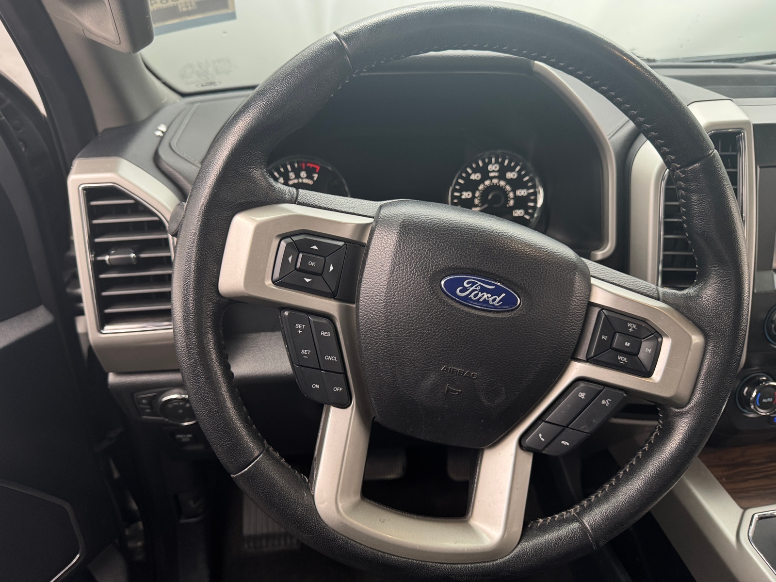 Thumbnail: 2020 Ford Econoline - 4