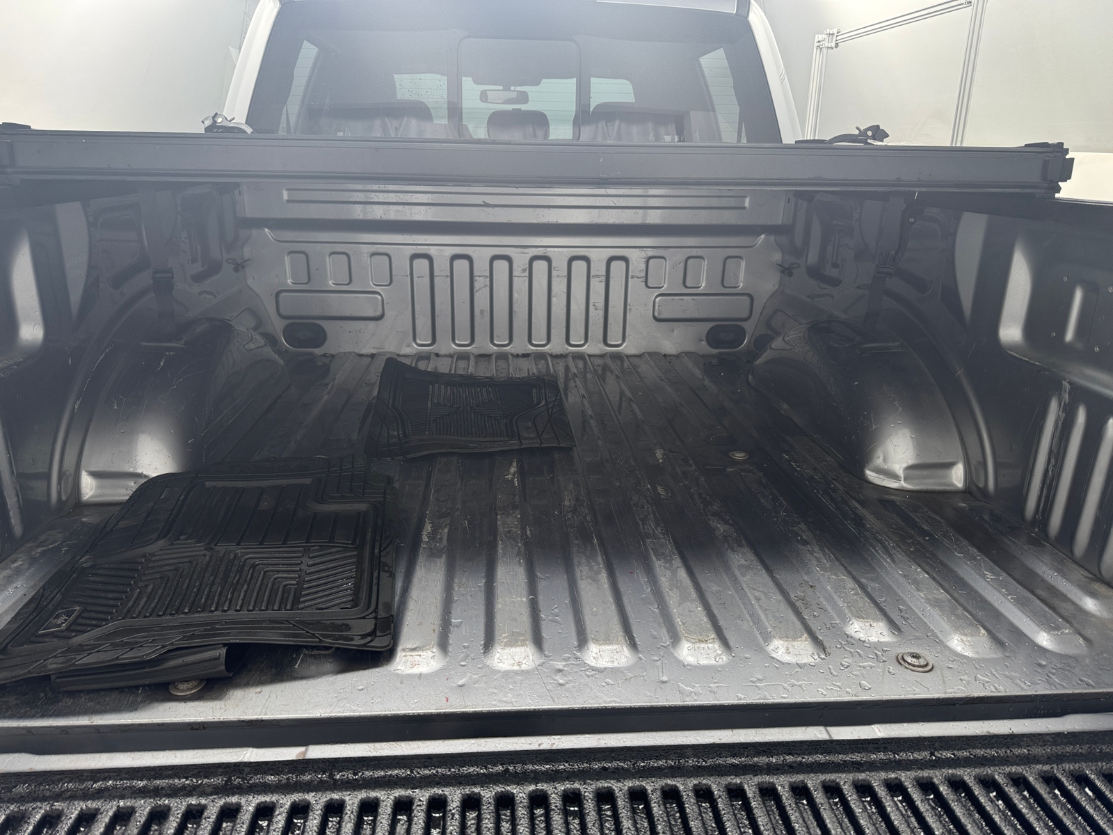 Thumbnail: 2020 Ford Econoline - 6