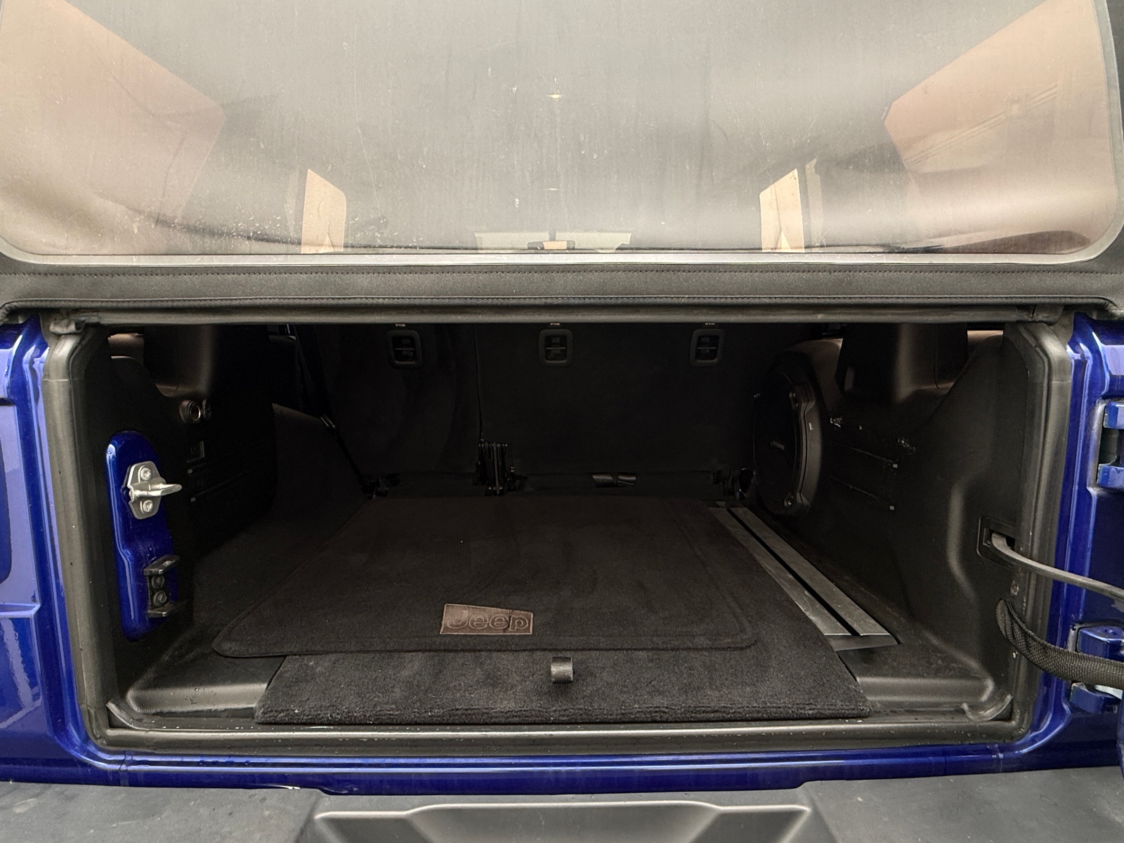 Thumbnail: 2018 Jeep Wrangler - 7