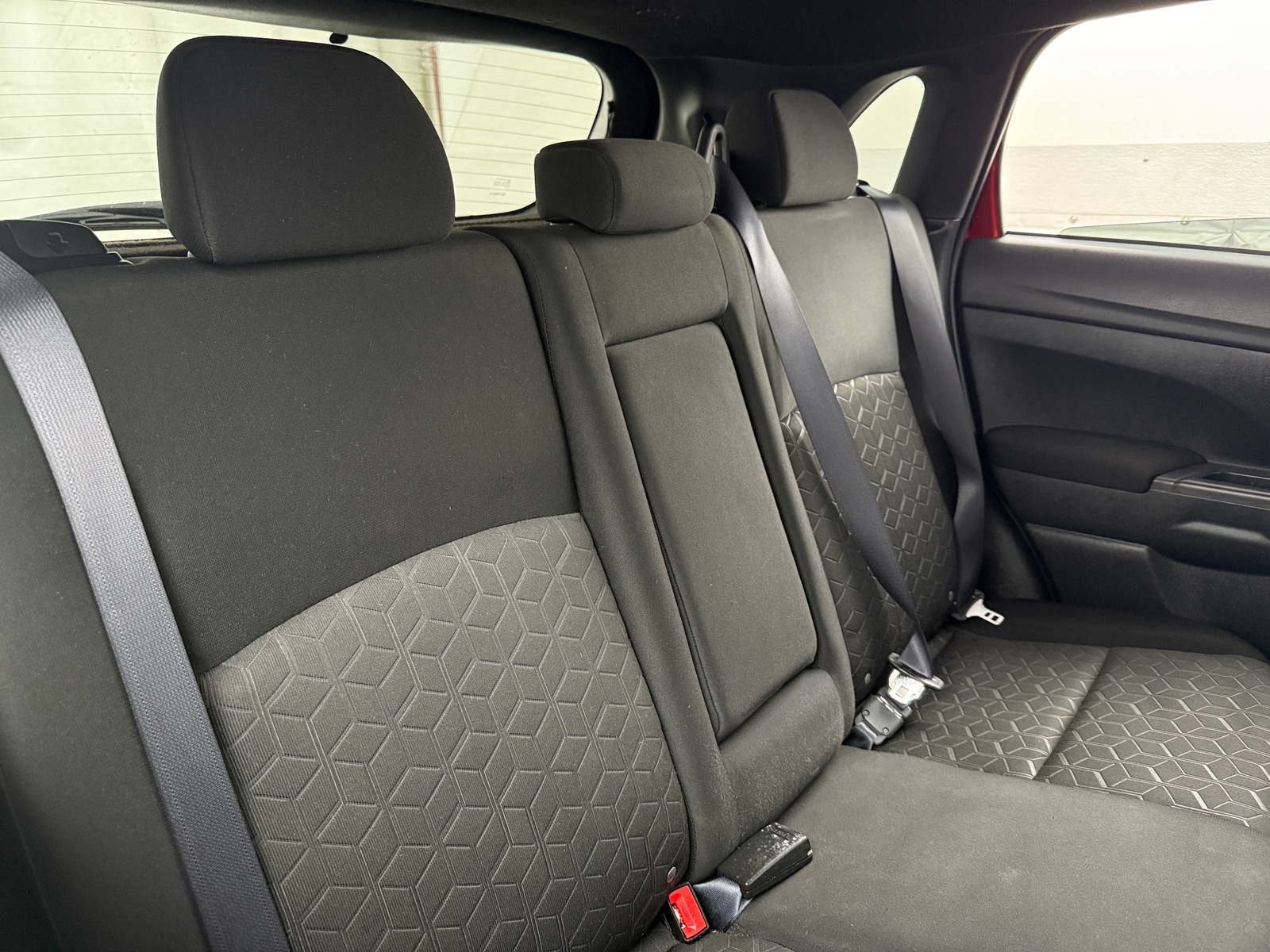 Thumbnail: 2021 Mitsubishi Outlander Sport - 6