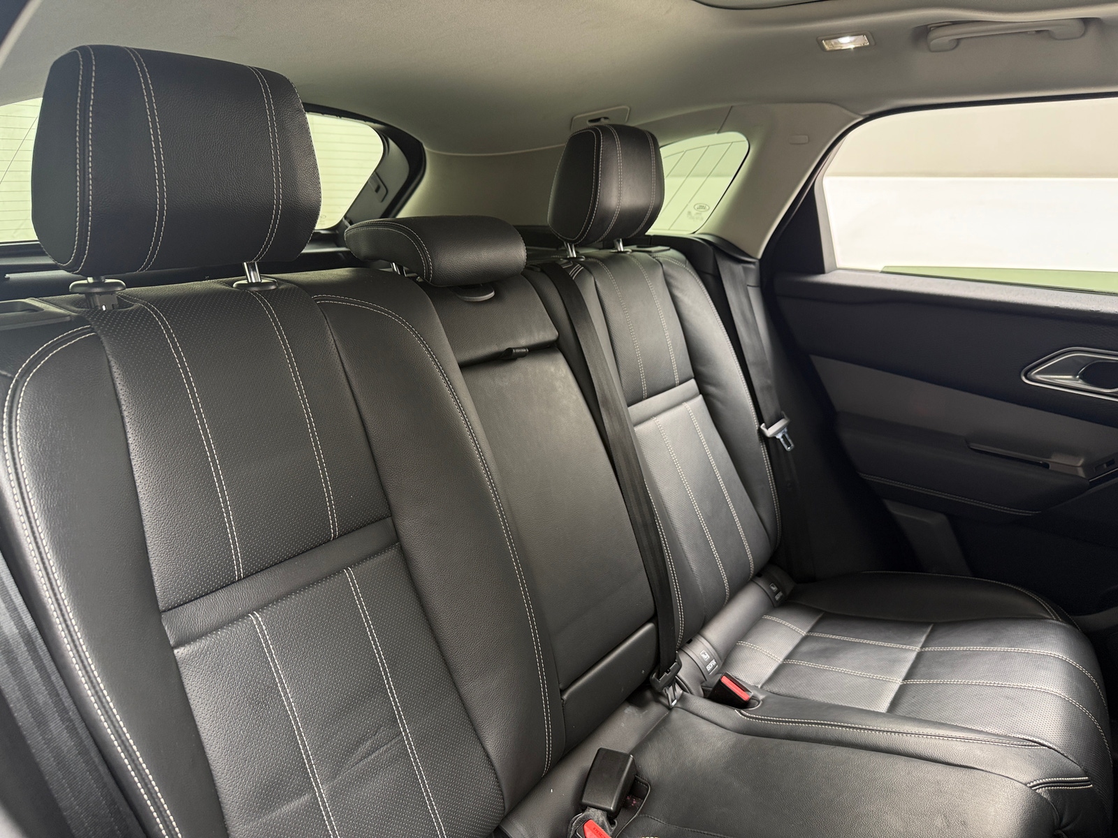 Thumbnail: 2018 Land Rover Range Rover Velar - 5