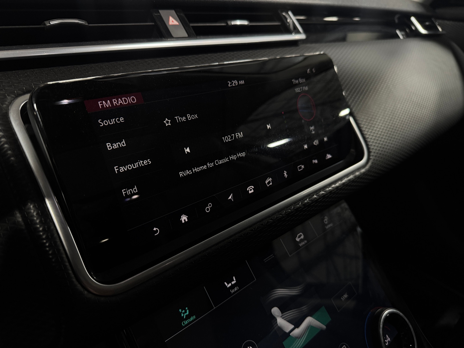 Thumbnail: 2018 Land Rover Range Rover Velar - 3