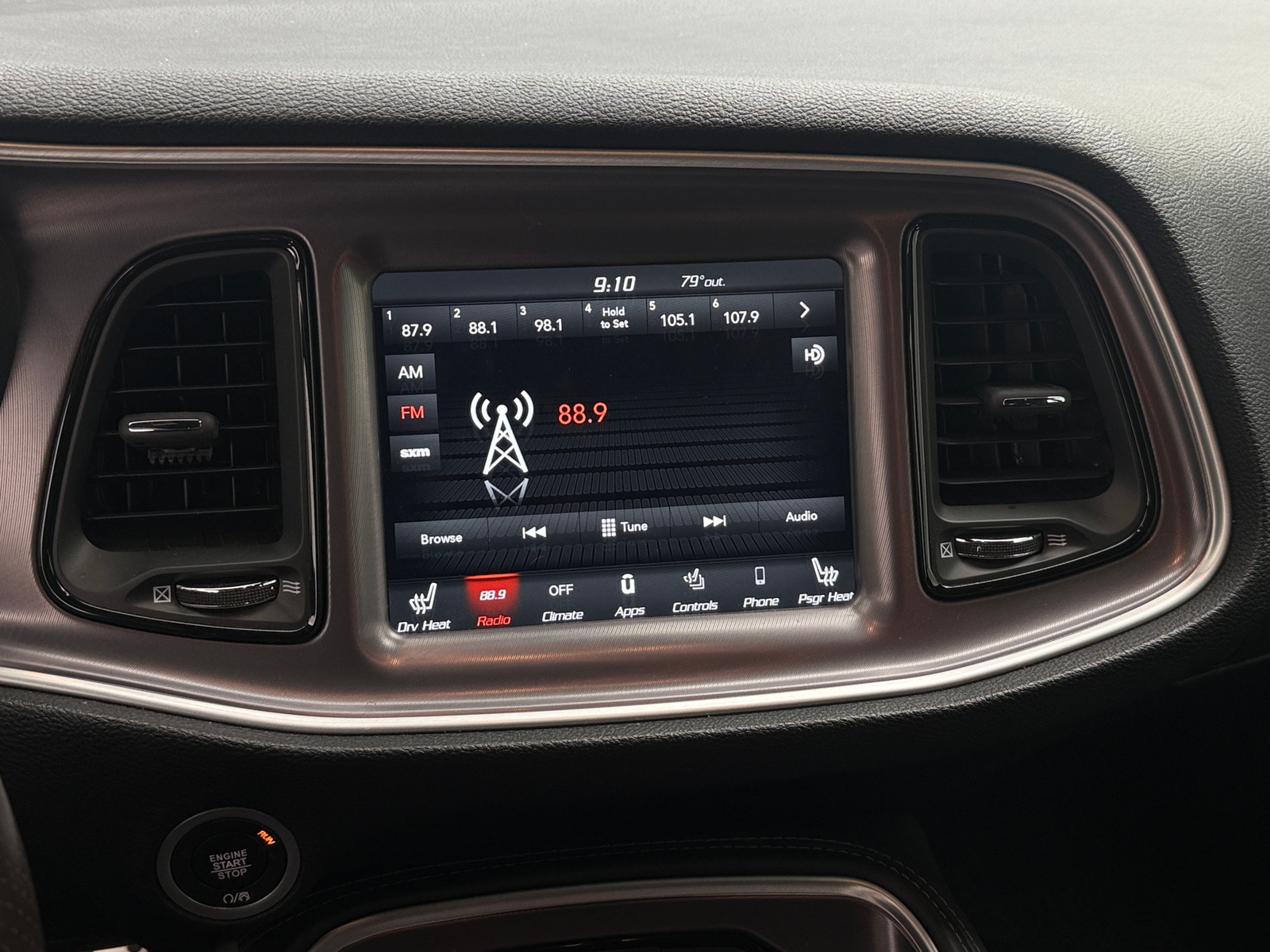 Thumbnail: 2019 Dodge Challenger - 3