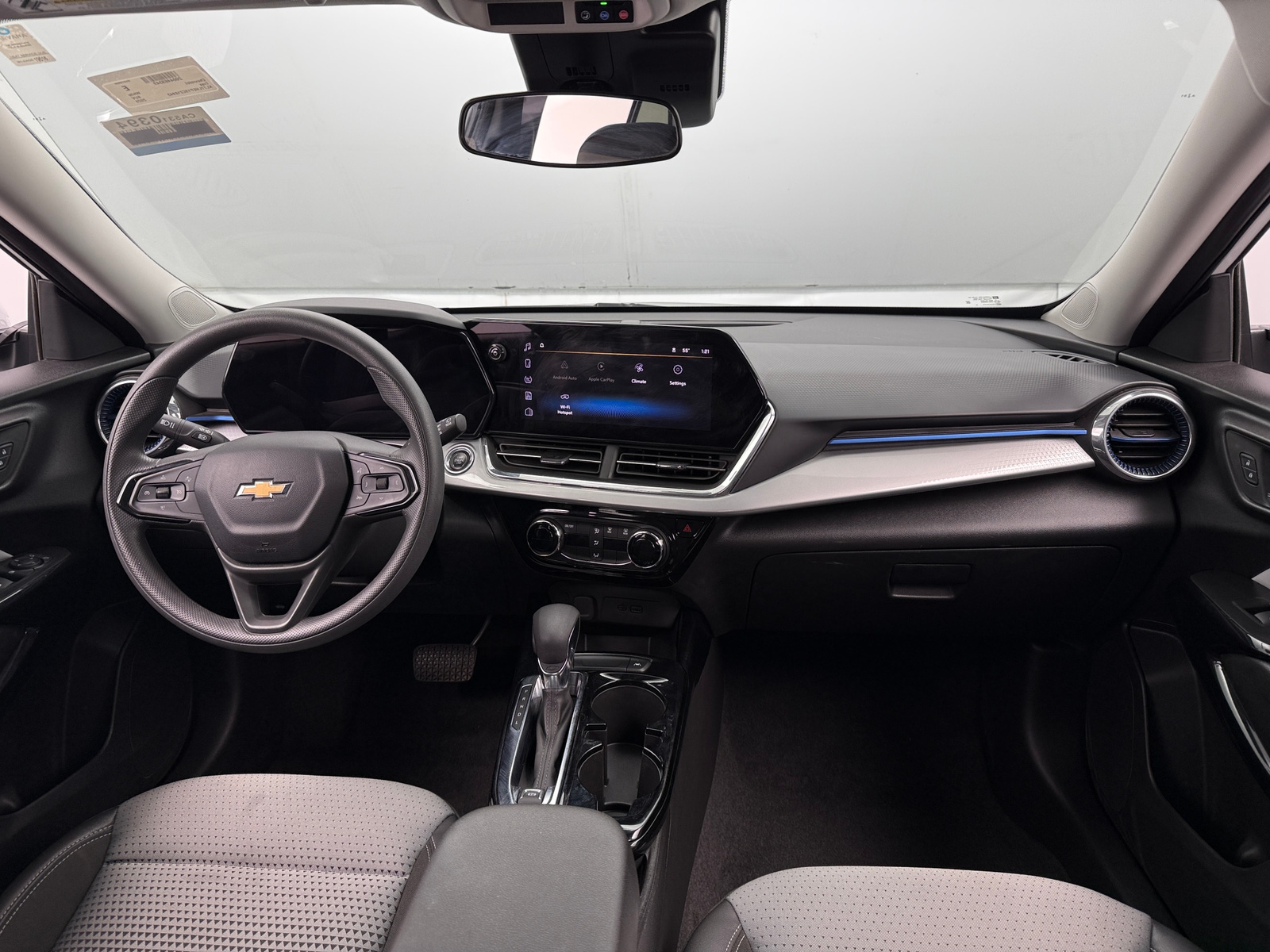 Thumbnail: 2025 Chevrolet Trax - 3