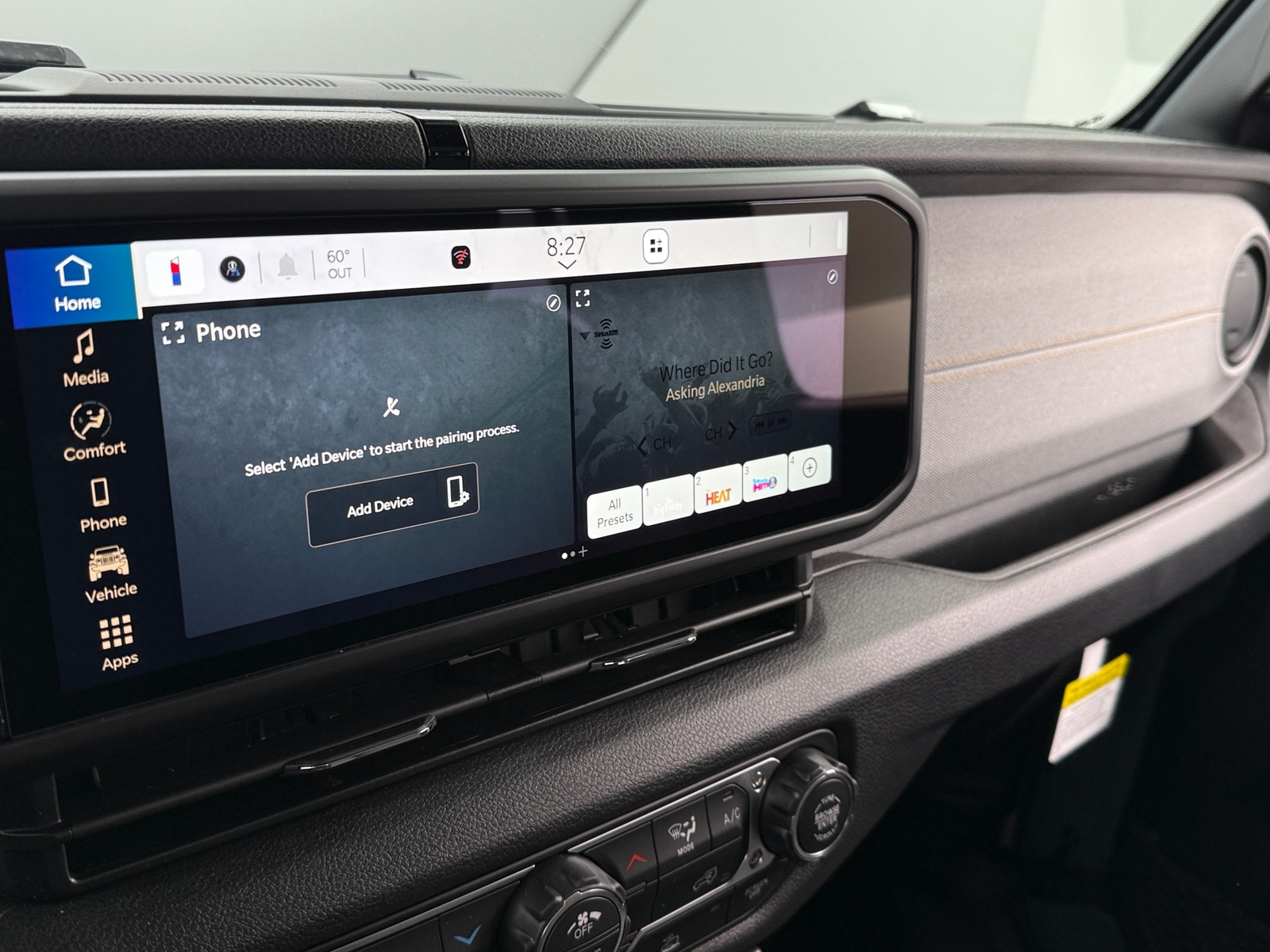 Thumbnail: 2026 Jeep Wrangler - 4