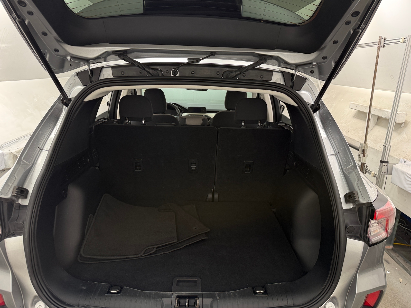 Thumbnail: 2021 Ford Escape - 7