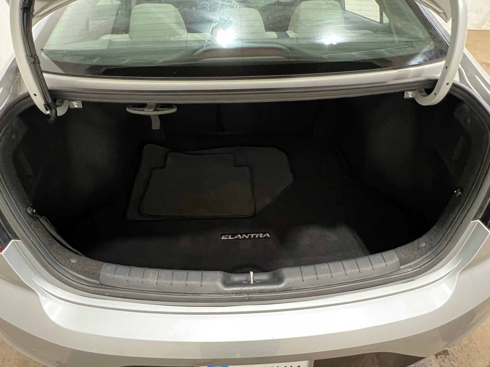 Thumbnail: 2020 Hyundai Elantra - 7