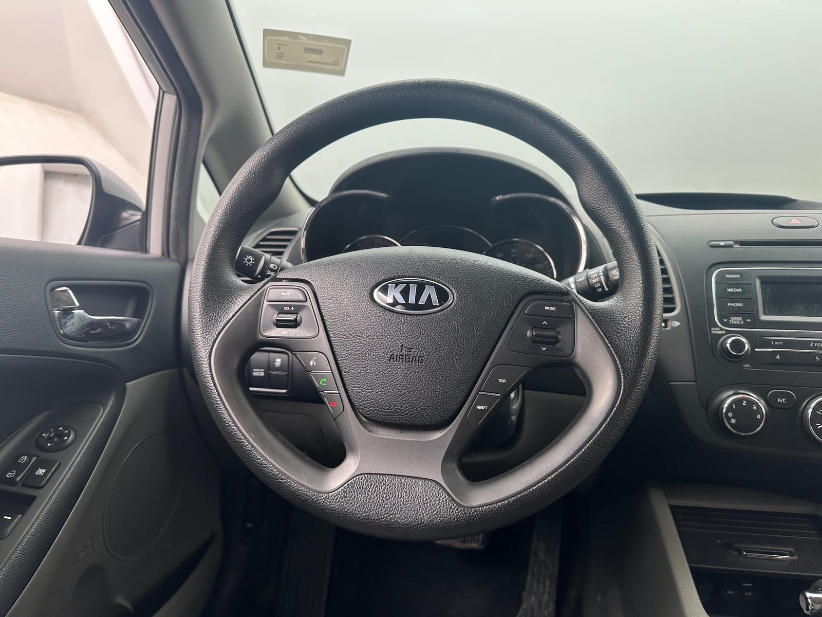 Thumbnail: 2016 Kia Forte - 5