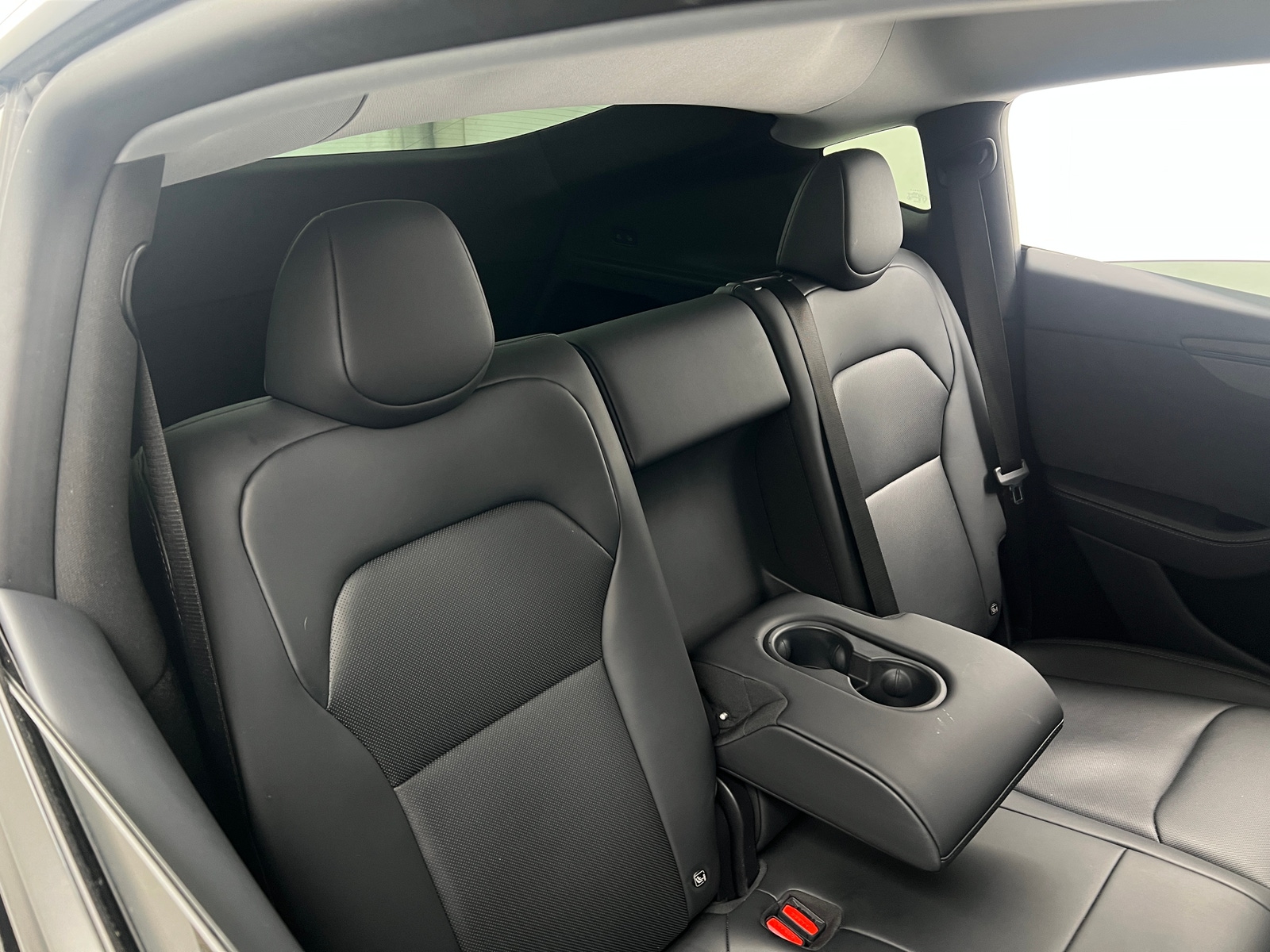 Thumbnail: 2026 Tesla Model Y - 5