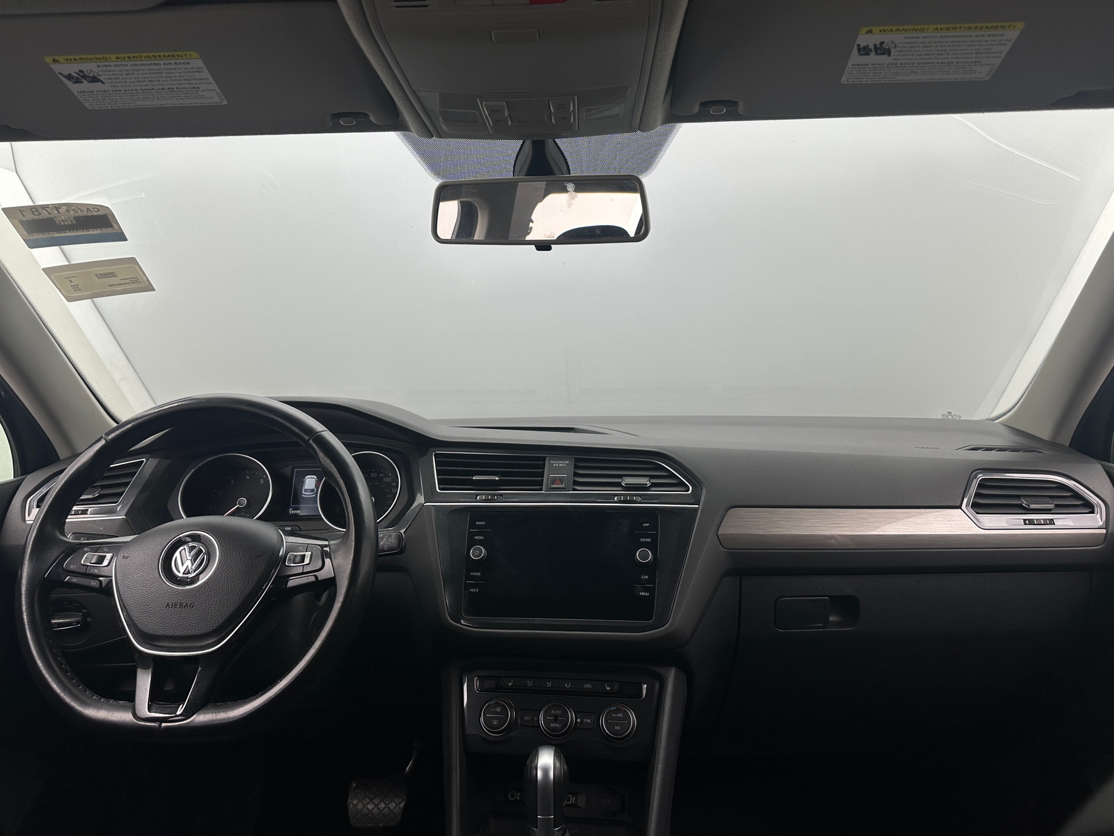 Thumbnail: 2018 Volkswagen Tiguan - 2