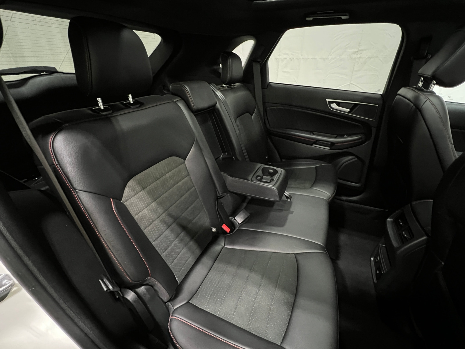 Thumbnail: 2022 Ford Edge - 5