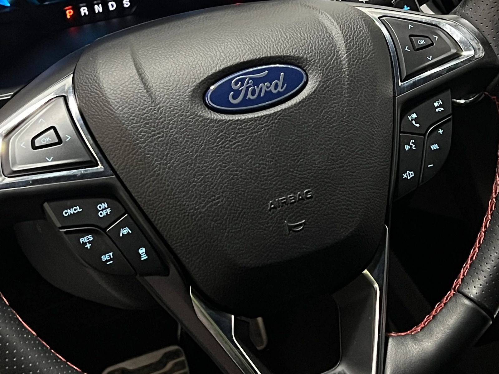 Thumbnail: 2022 Ford Edge - 4