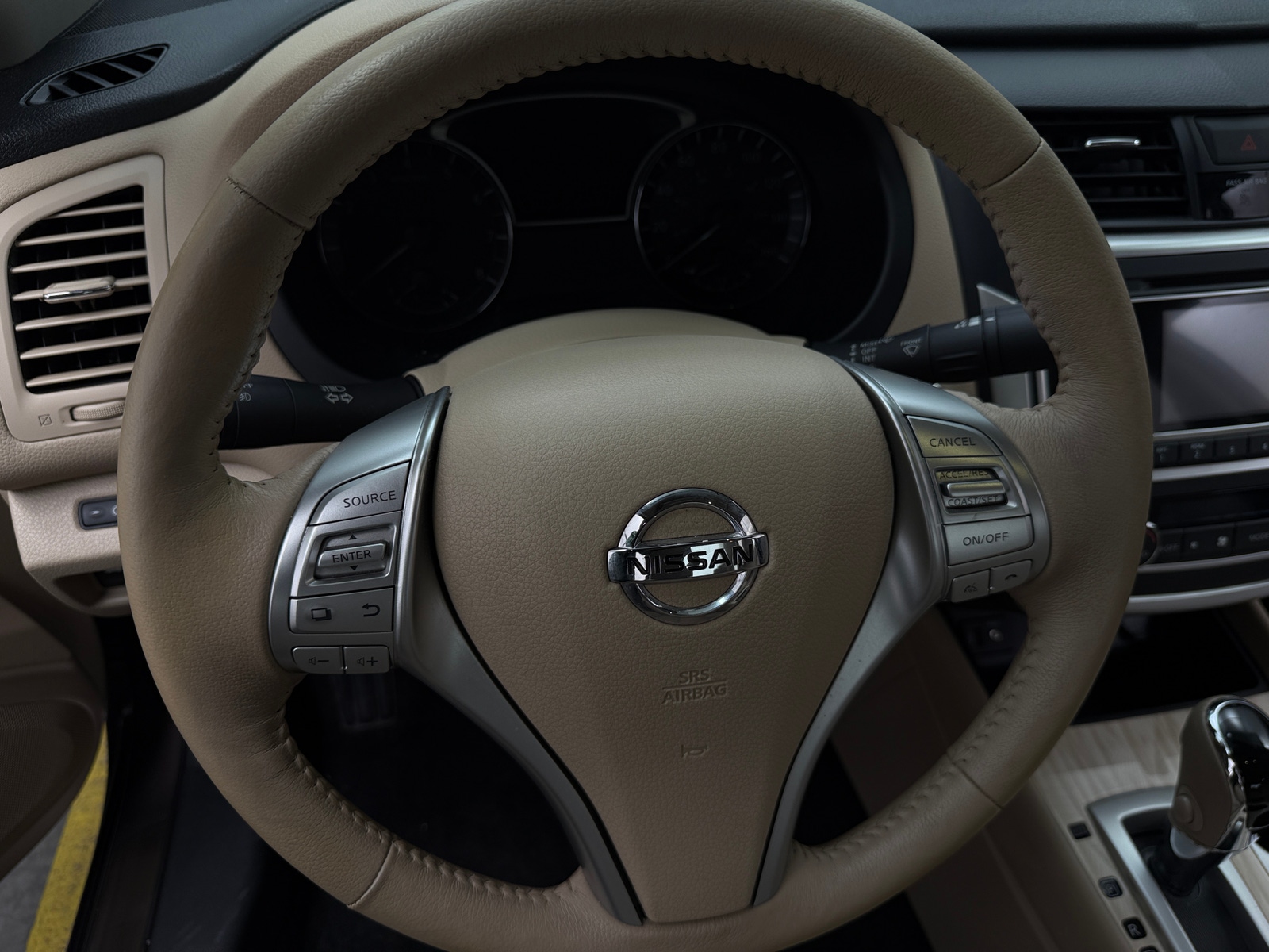 Thumbnail: 2016 Nissan Altima - 4