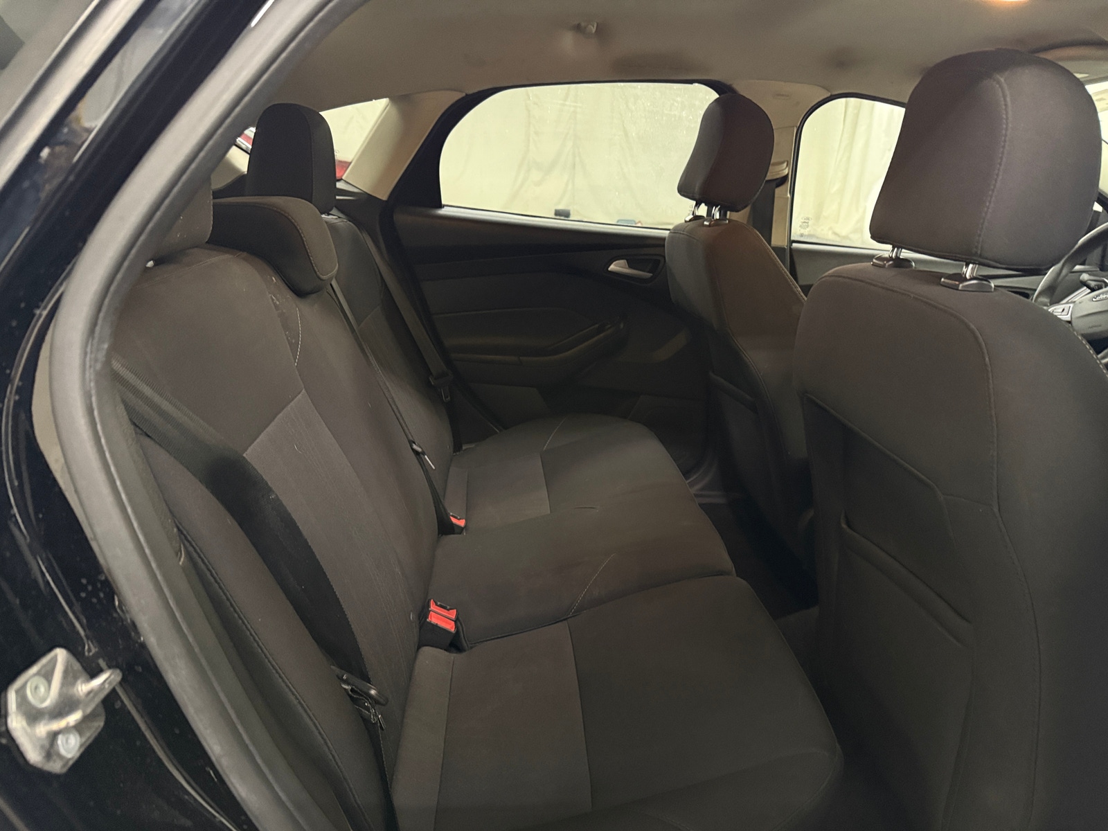 Thumbnail: 2016 Ford Focus - 6