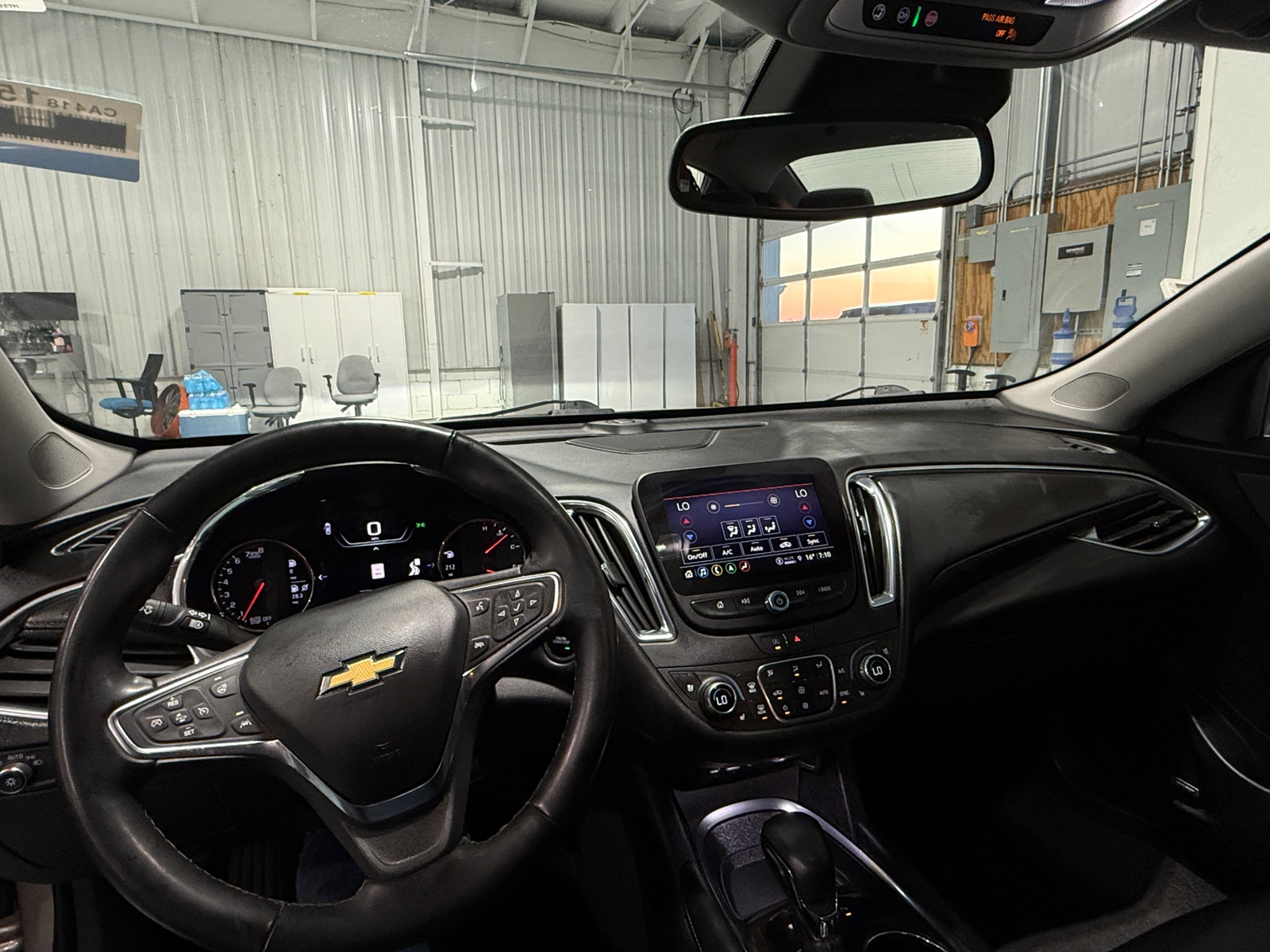 Thumbnail: 2024 Chevrolet Malibu - 2