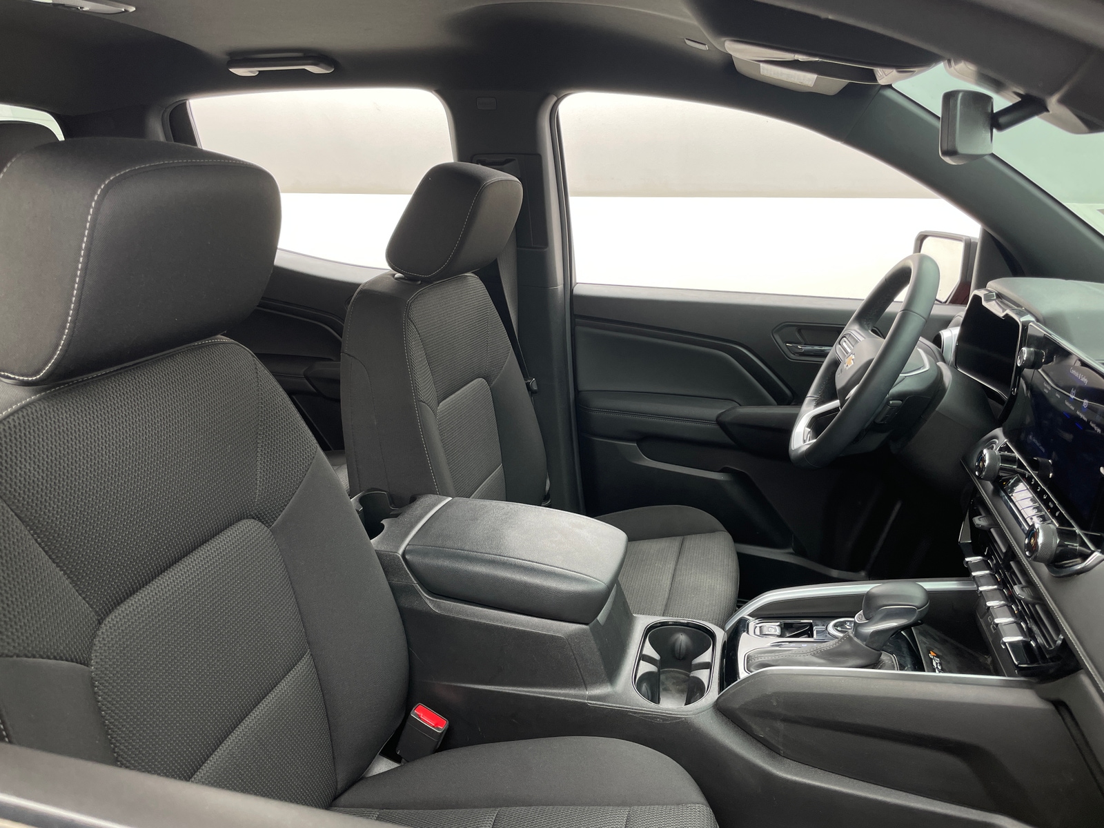 Thumbnail: 2023 Chevrolet Colorado - 2