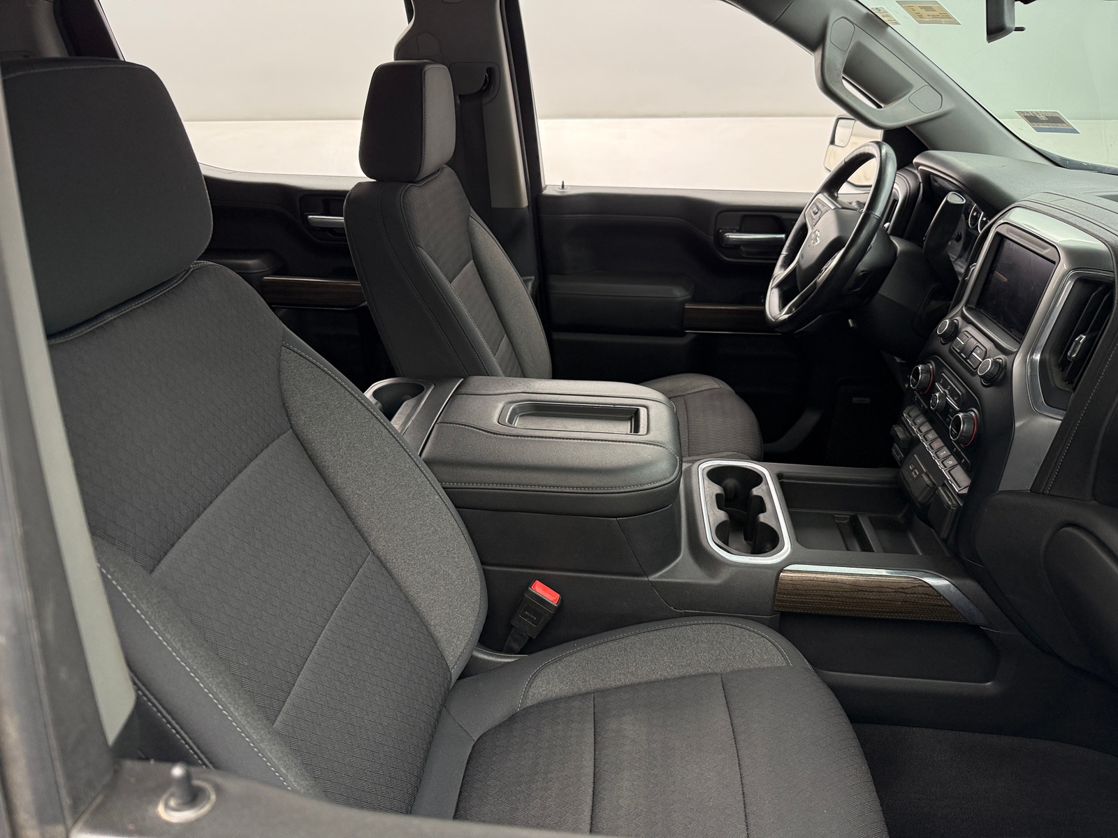 Thumbnail: 2020 Chevrolet Silverado 1500 - 2