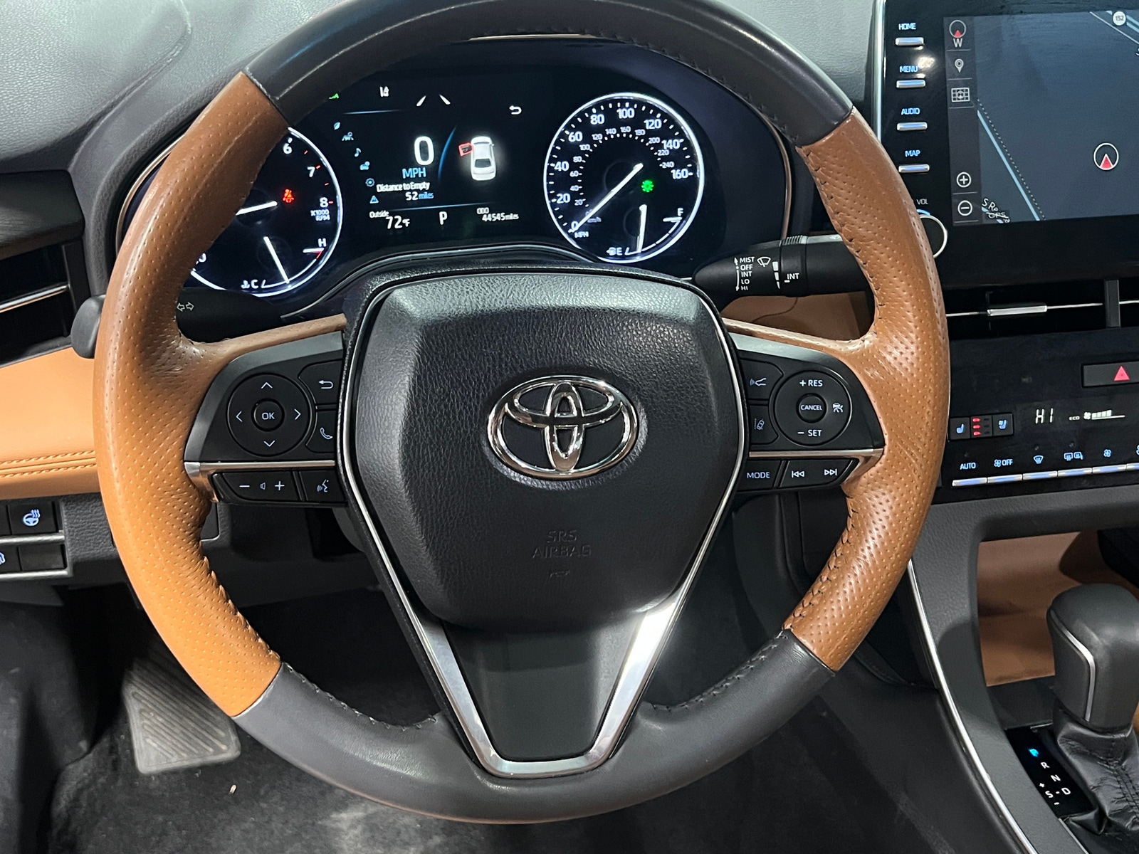 Thumbnail: 2019 Toyota Avalon - 4