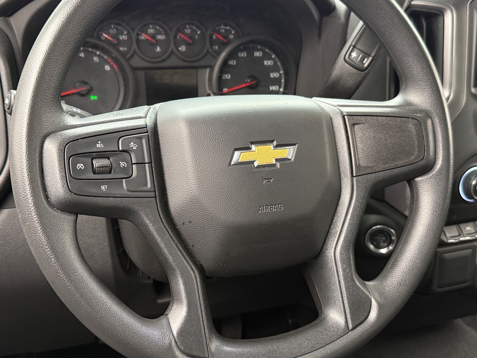 Thumbnail: 2025 Chevrolet Silverado 1500 - 5