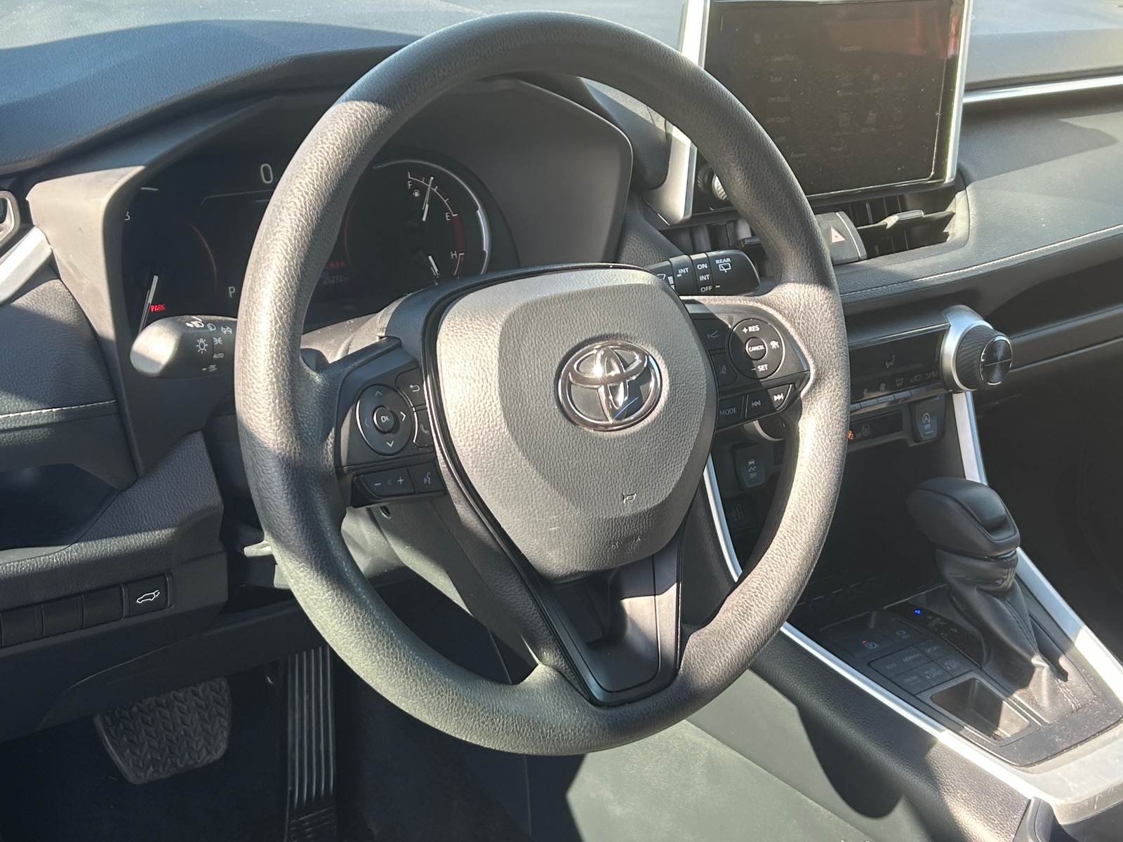 Thumbnail: 2025 Toyota RAV4 - 5