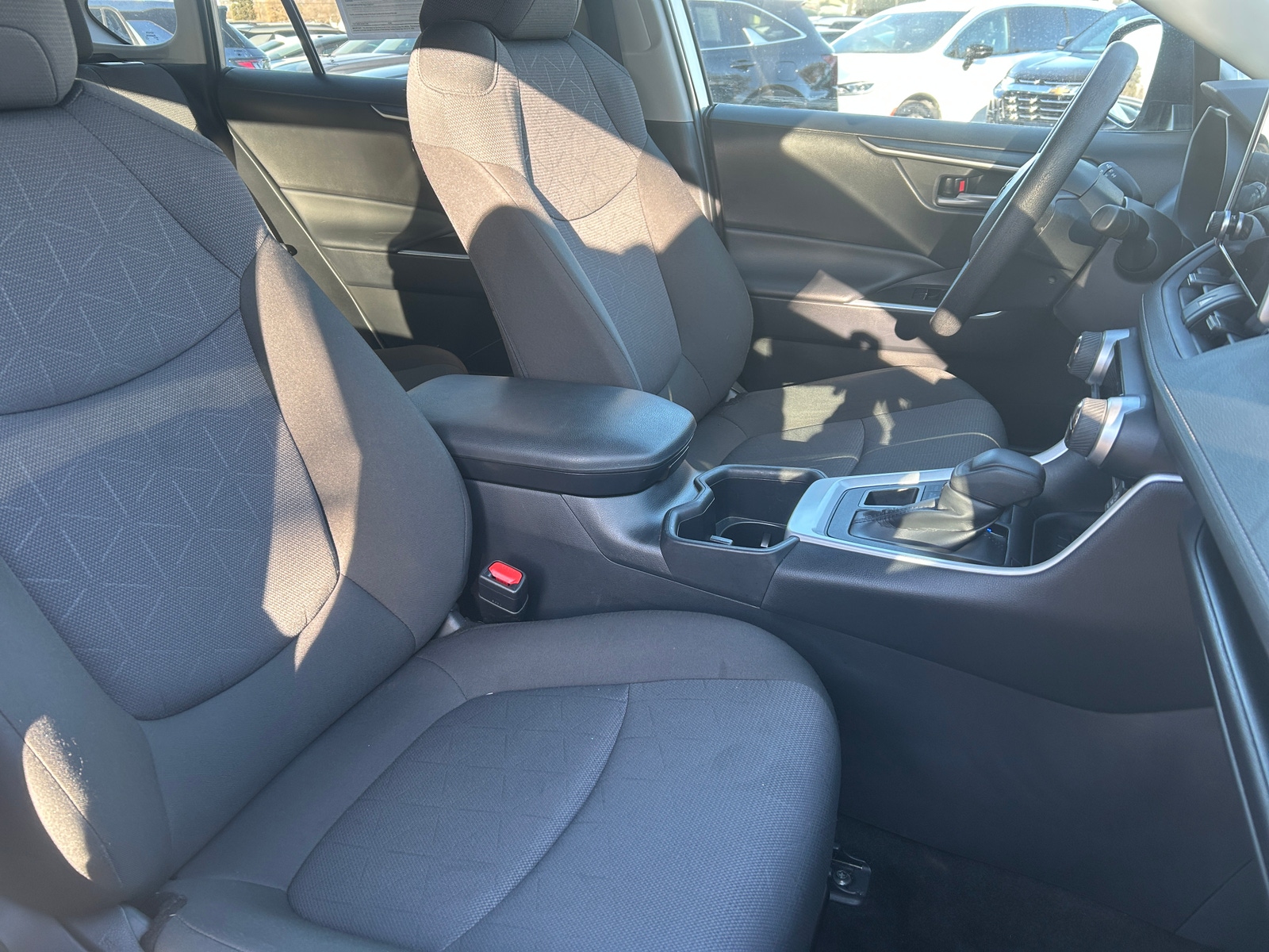 Thumbnail: 2025 Toyota RAV4 - 2