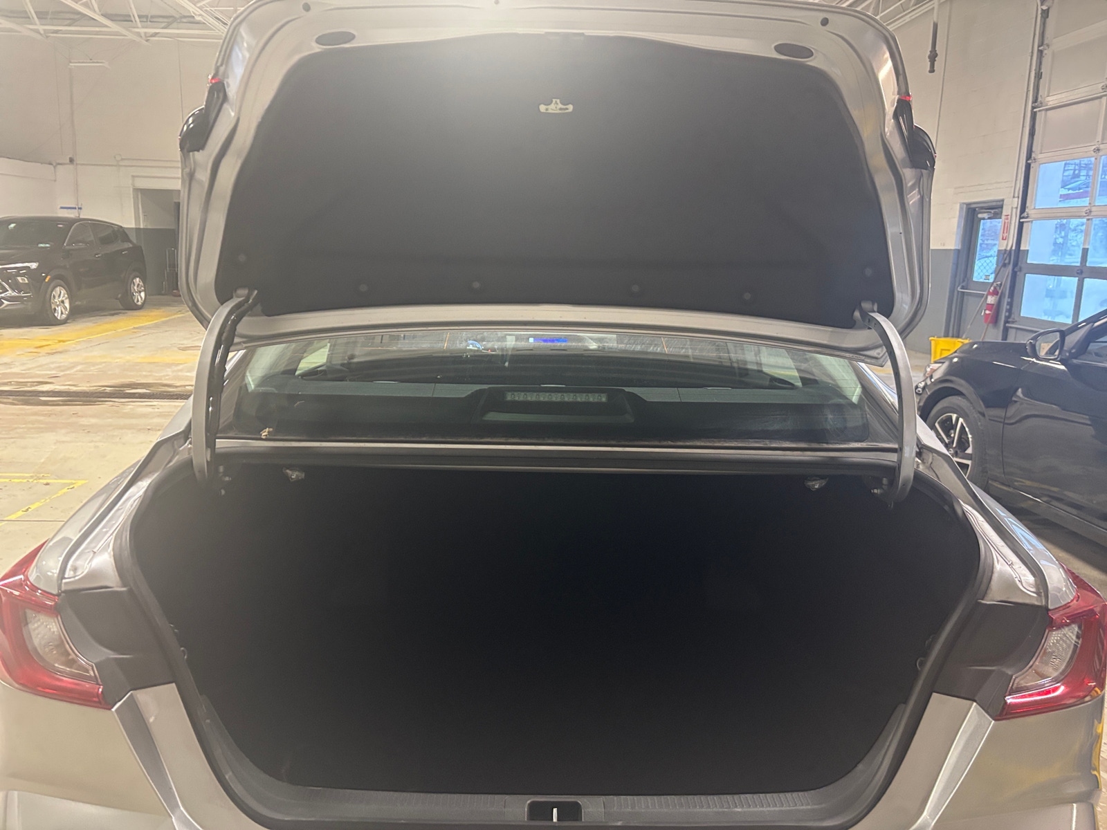 Thumbnail: 2025 Toyota Camry - 6