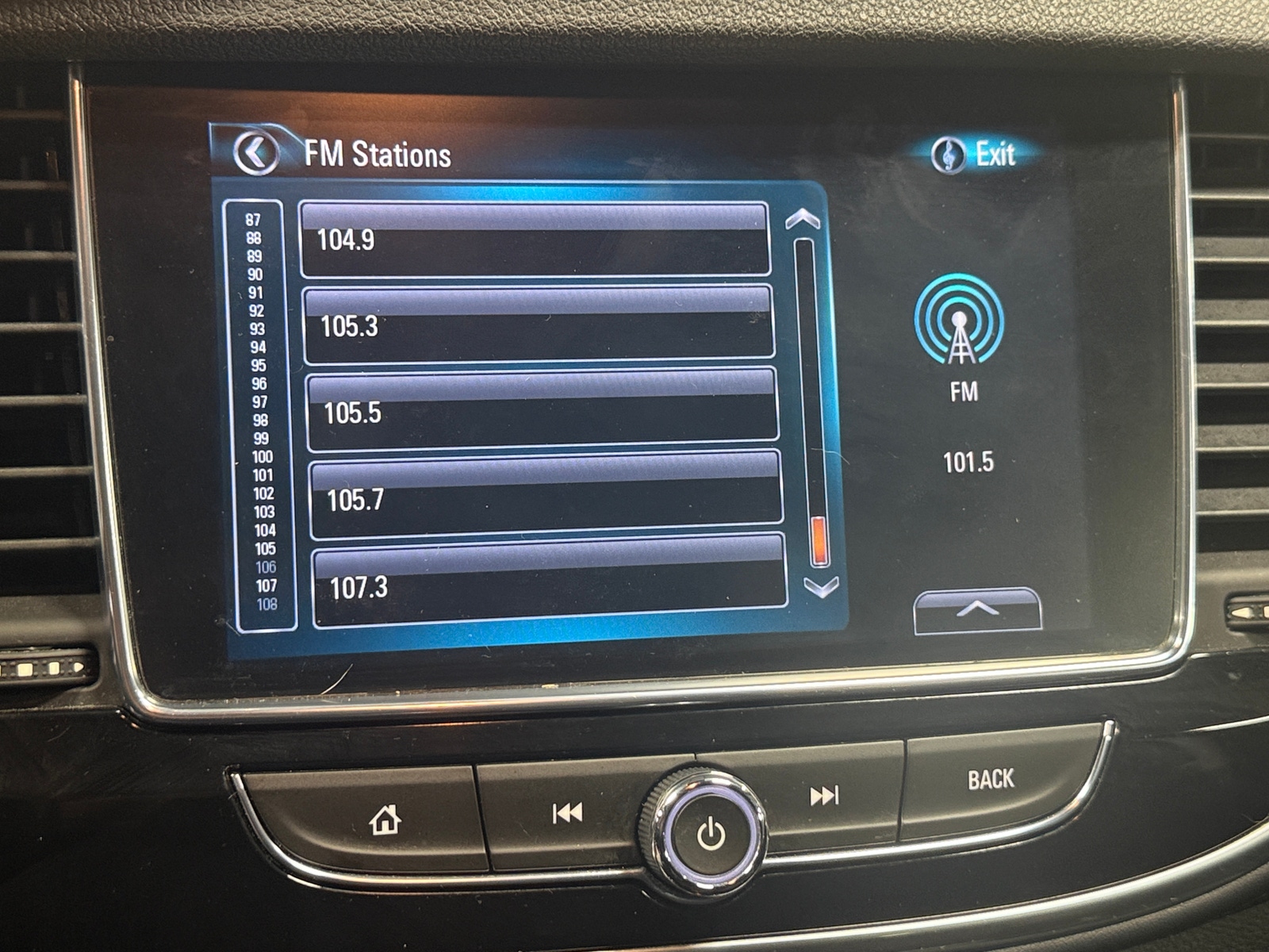 Thumbnail: 2019 Buick Encore - 4