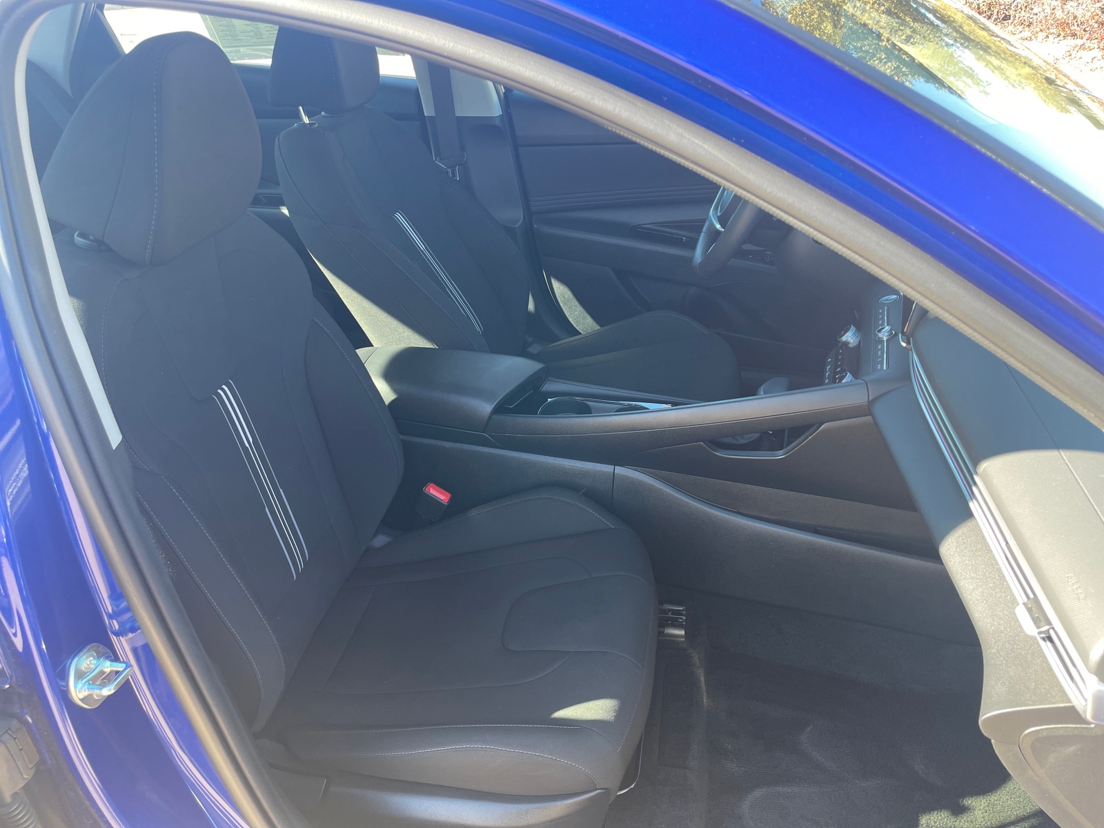 Thumbnail: 2025 Hyundai Elantra - 2